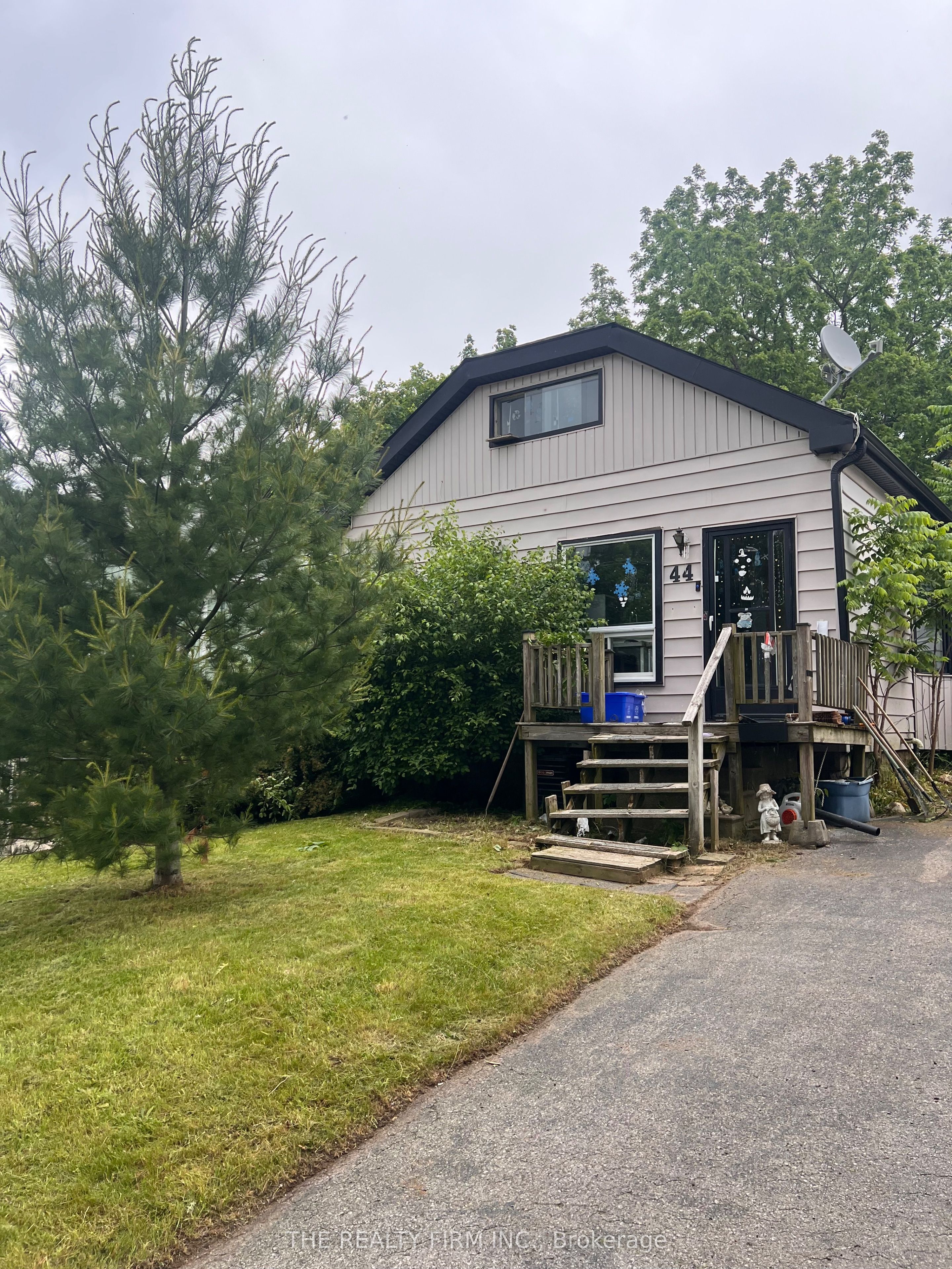 44 Bedford Road Property Photo 1