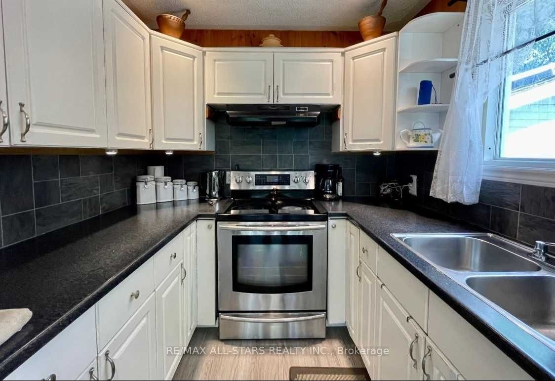 42 Cedar Ct Property Photo 7