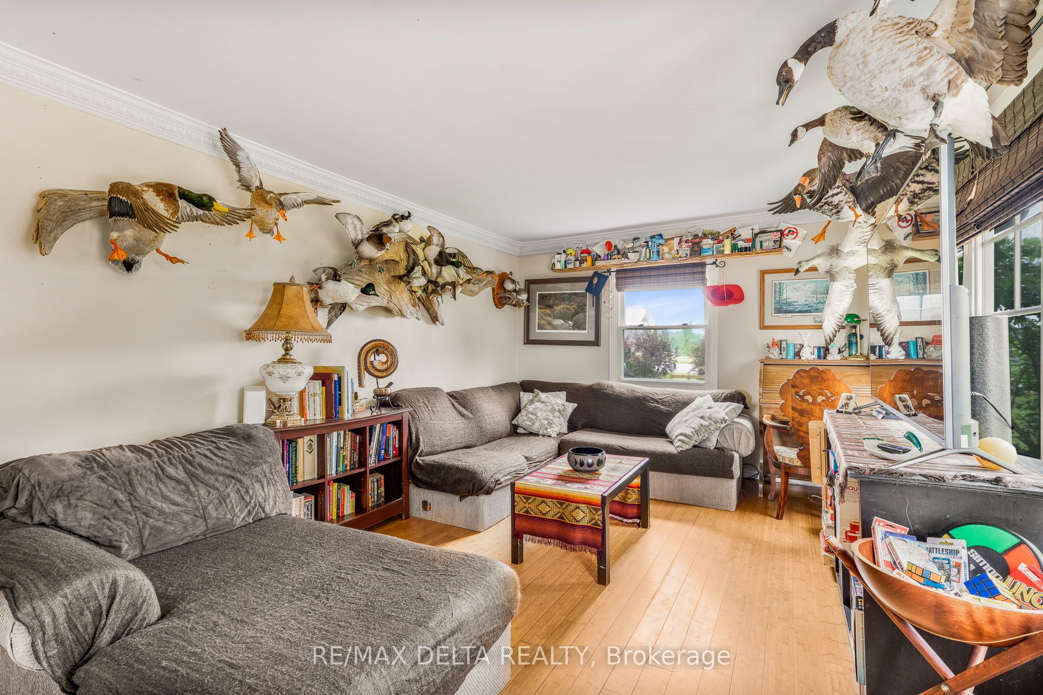4062 Drouin Road Property Photo 4