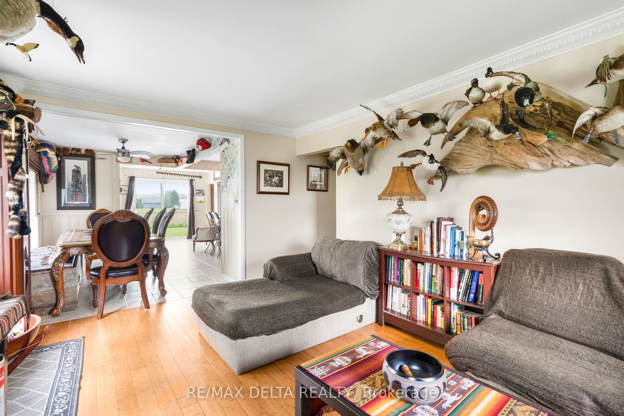 4062 Drouin Road Property Photo 5