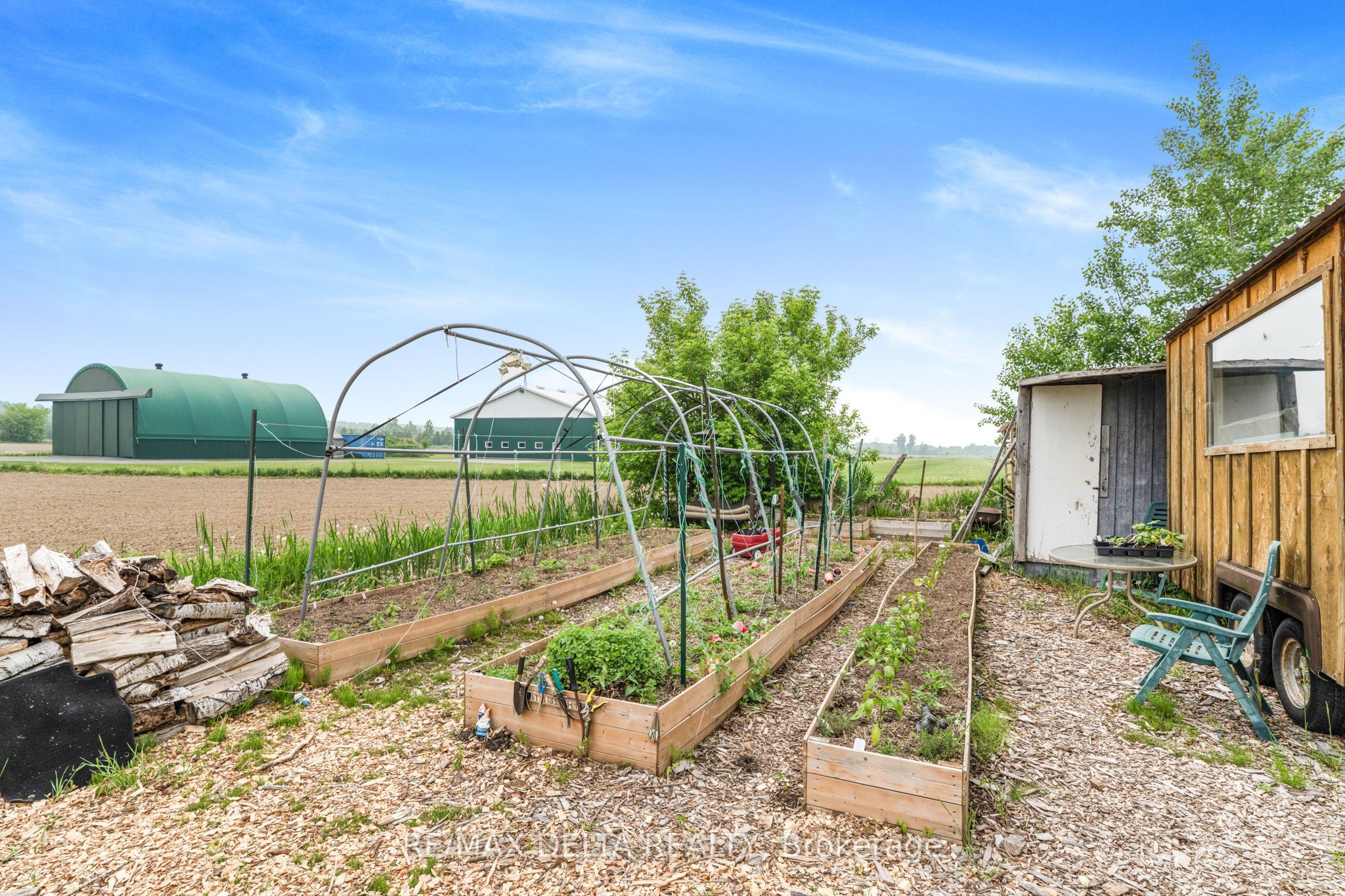 4062 Drouin Road Property Photo 30