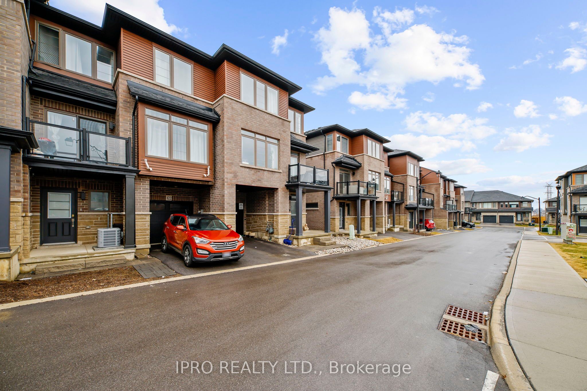 #123 - 61 Soho Street Property Photo 2