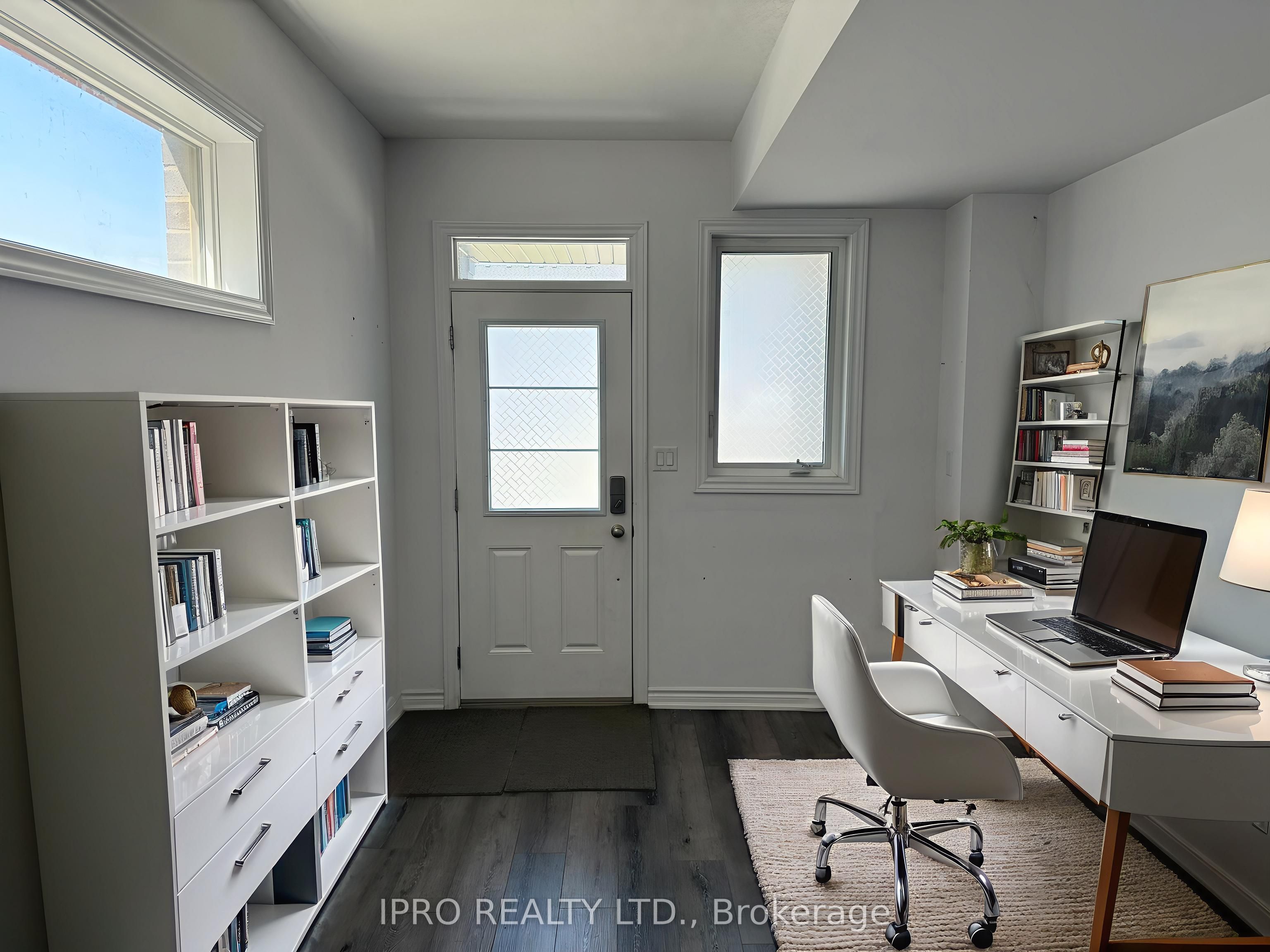 #123 - 61 Soho Street Property Photo 6