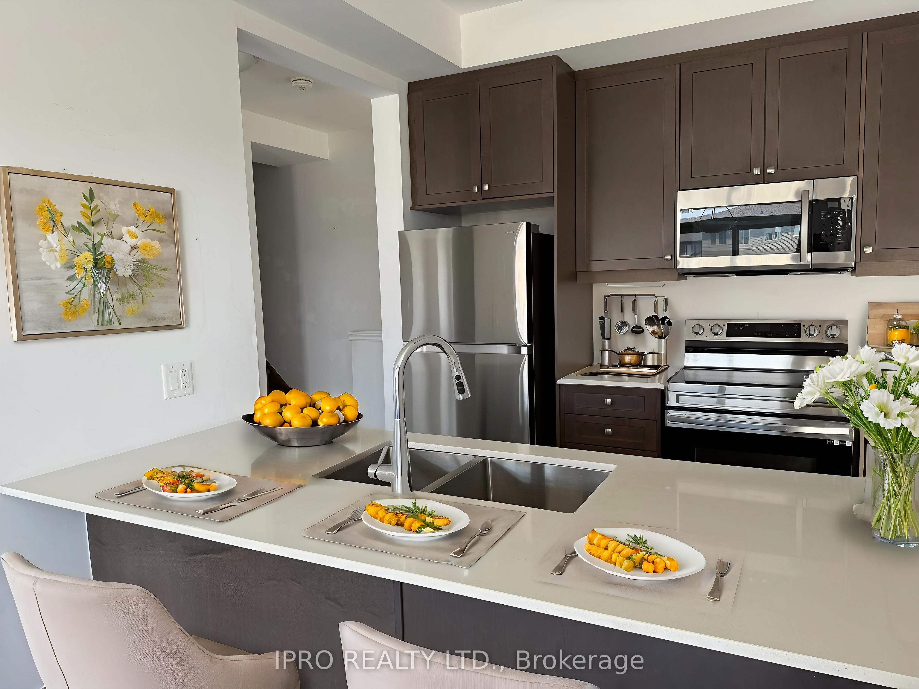 #123 - 61 Soho Street Property Photo 11