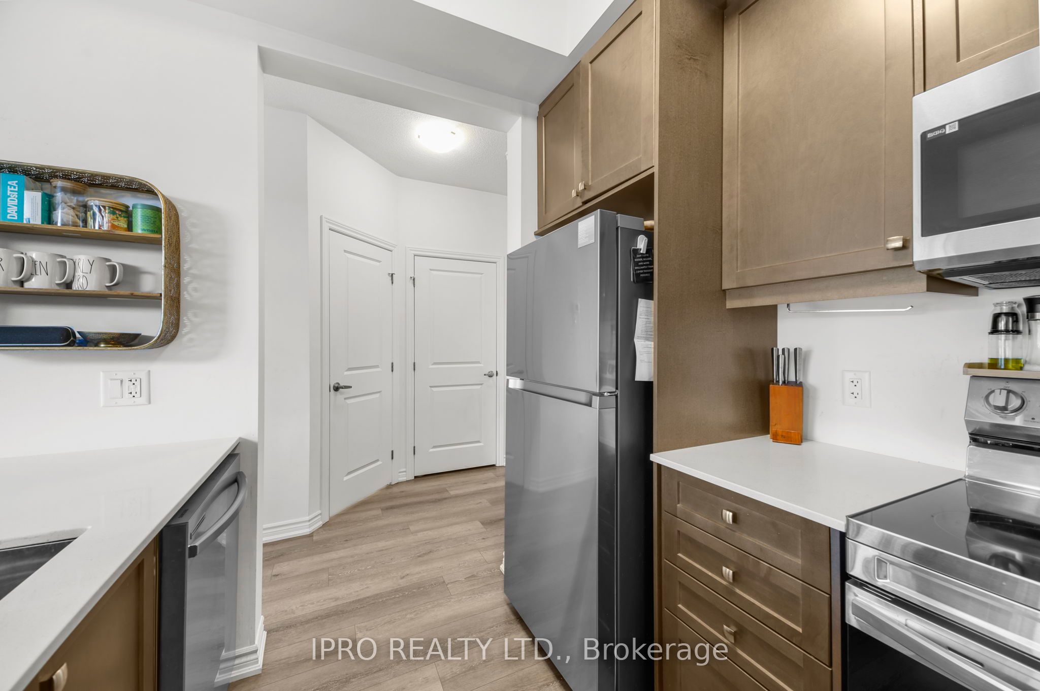 #123 - 61 Soho Street Property Photo 15
