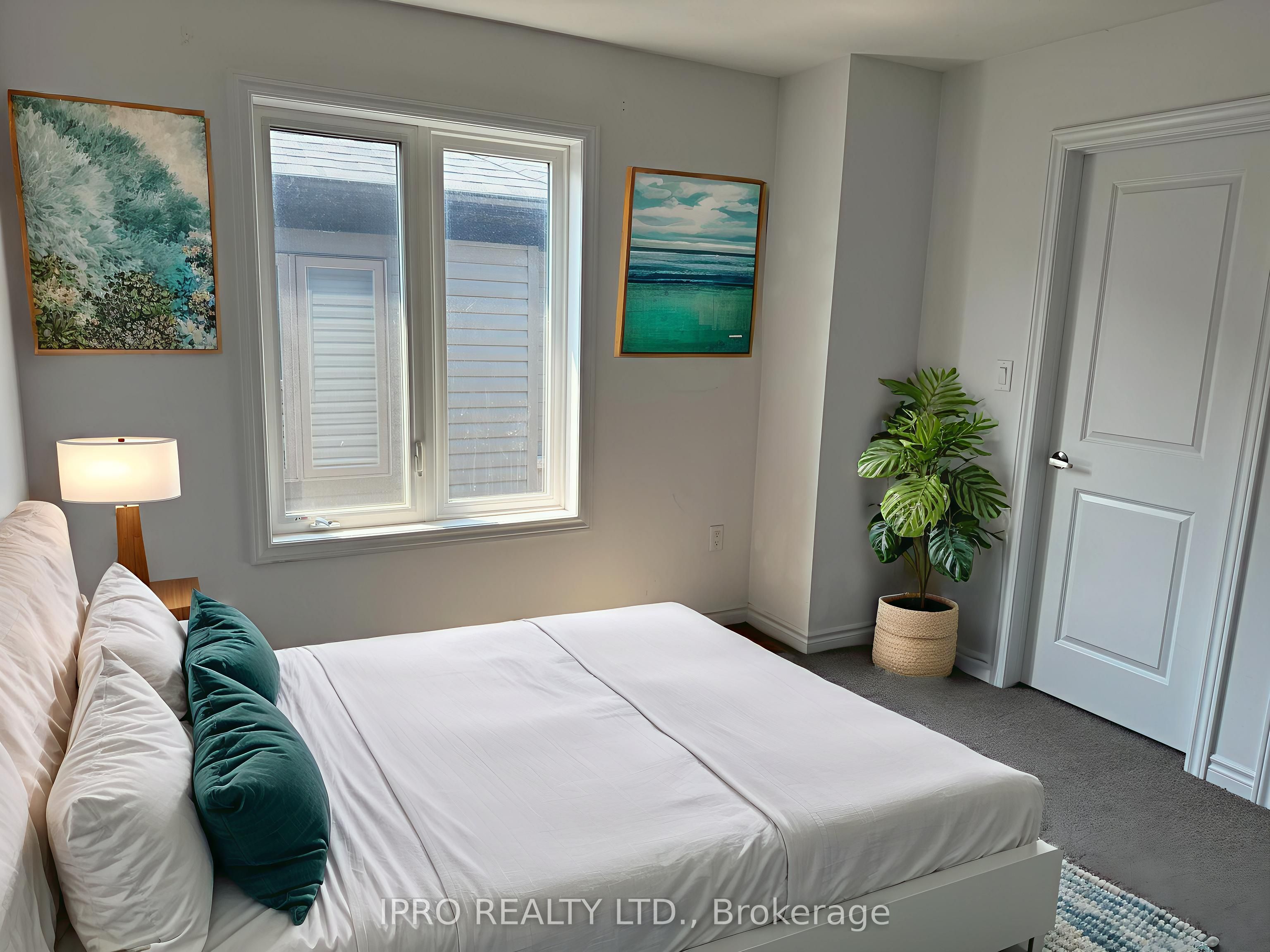 #123 - 61 Soho Street Property Photo 17