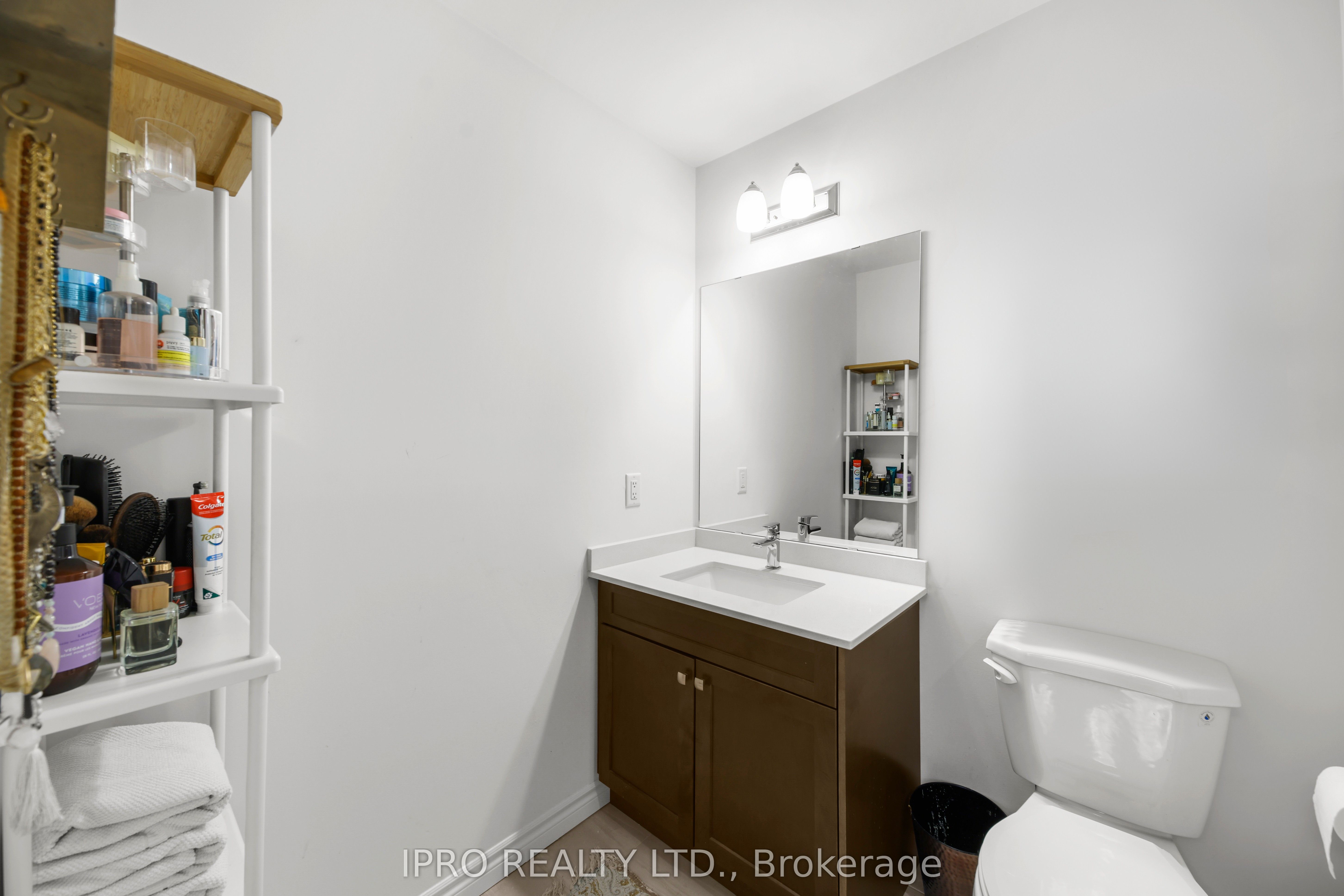 #123 - 61 Soho Street Property Photo 22