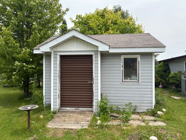 45 Maple Dr Property Photo 5