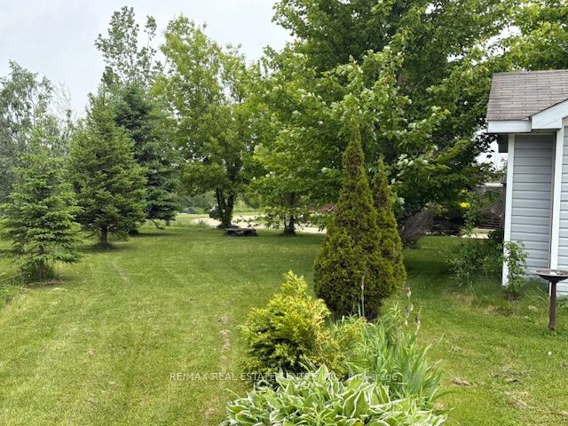 45 Maple Dr Property Photo 6