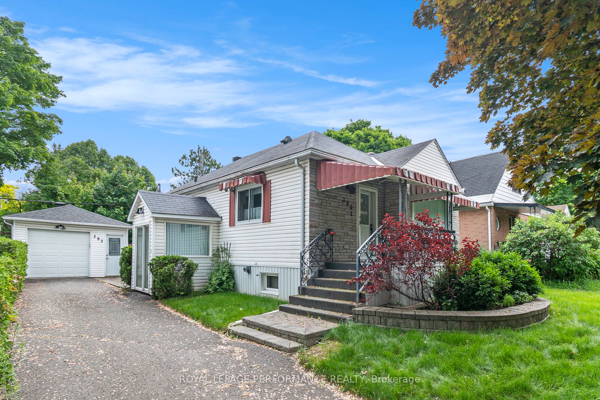 393 Allen Boulevard Property Photo 1