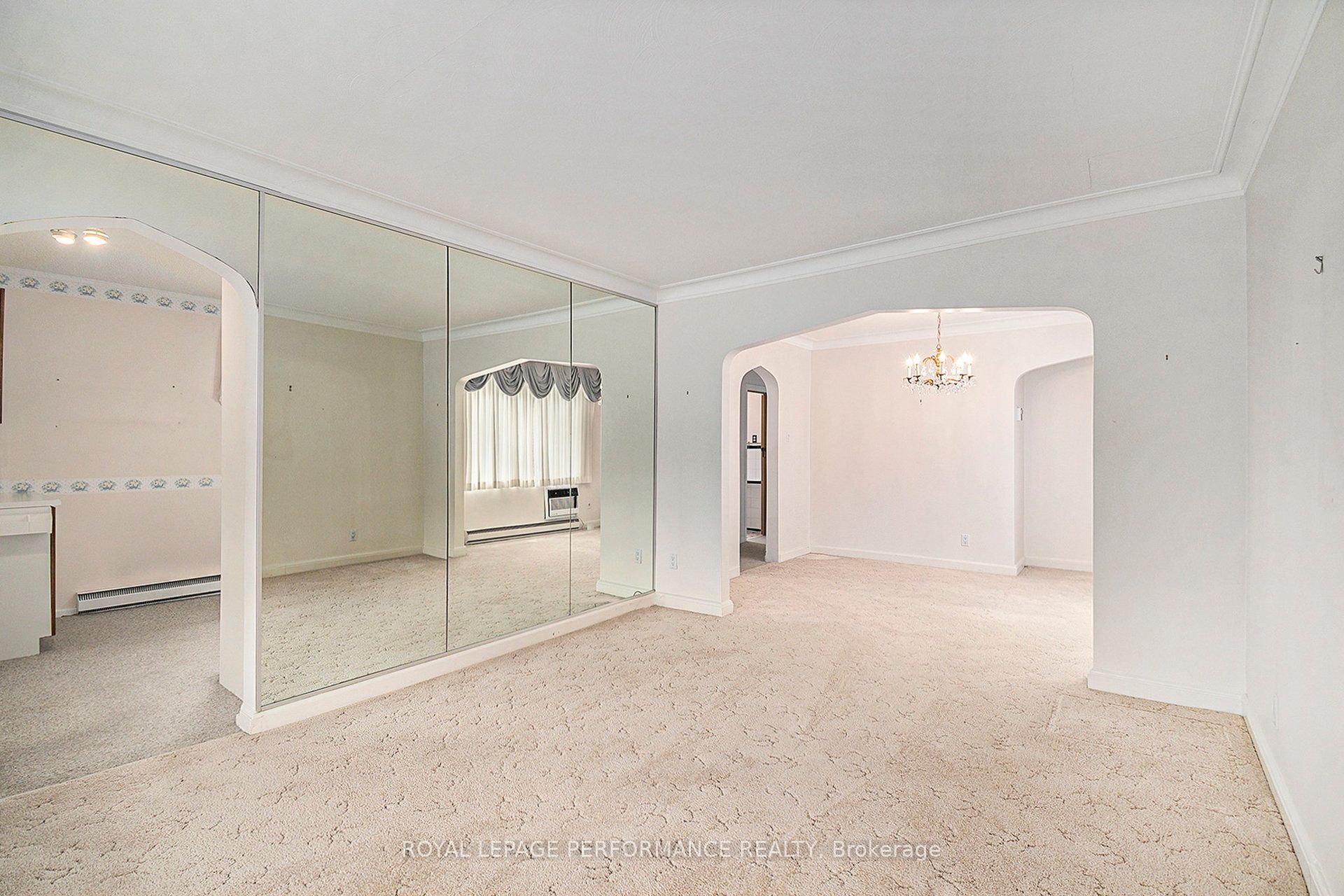 393 Allen Boulevard Property Photo 10