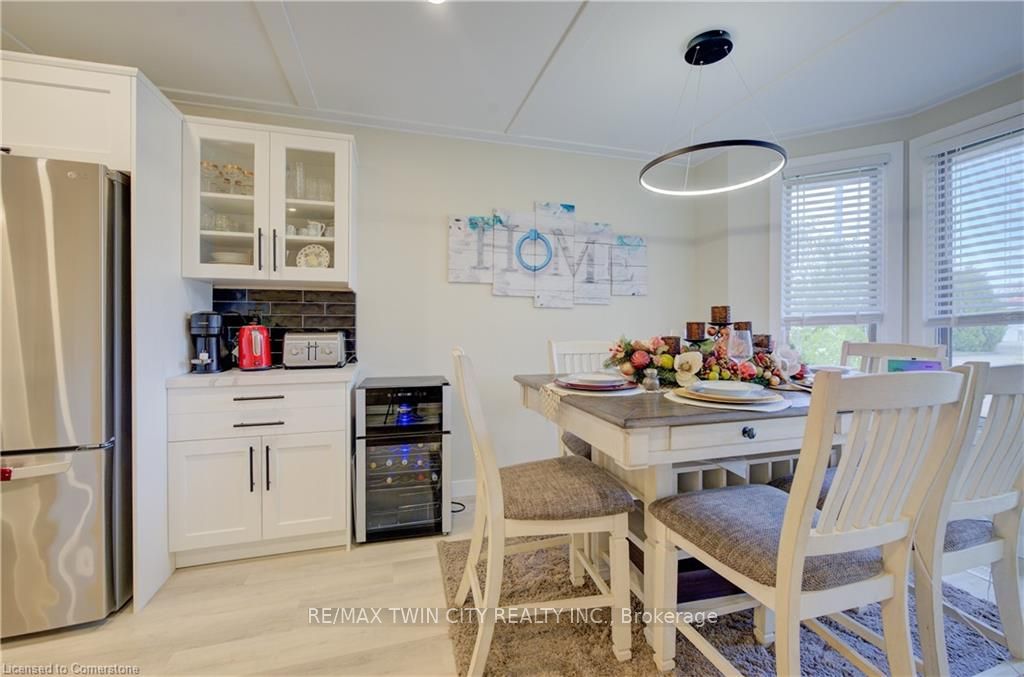 6 Hanlon Place Property Photo 7