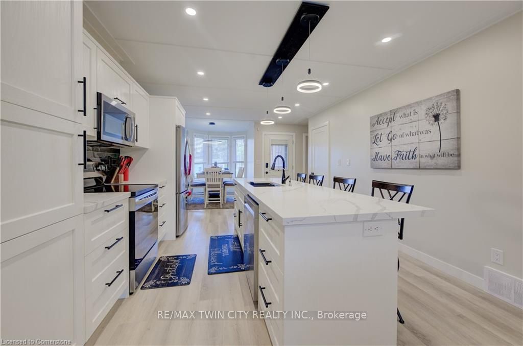 6 Hanlon Place Property Photo 12