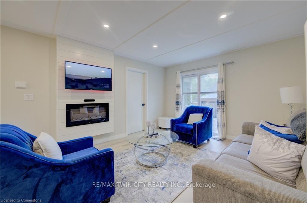 6 Hanlon Place Property Photo 17