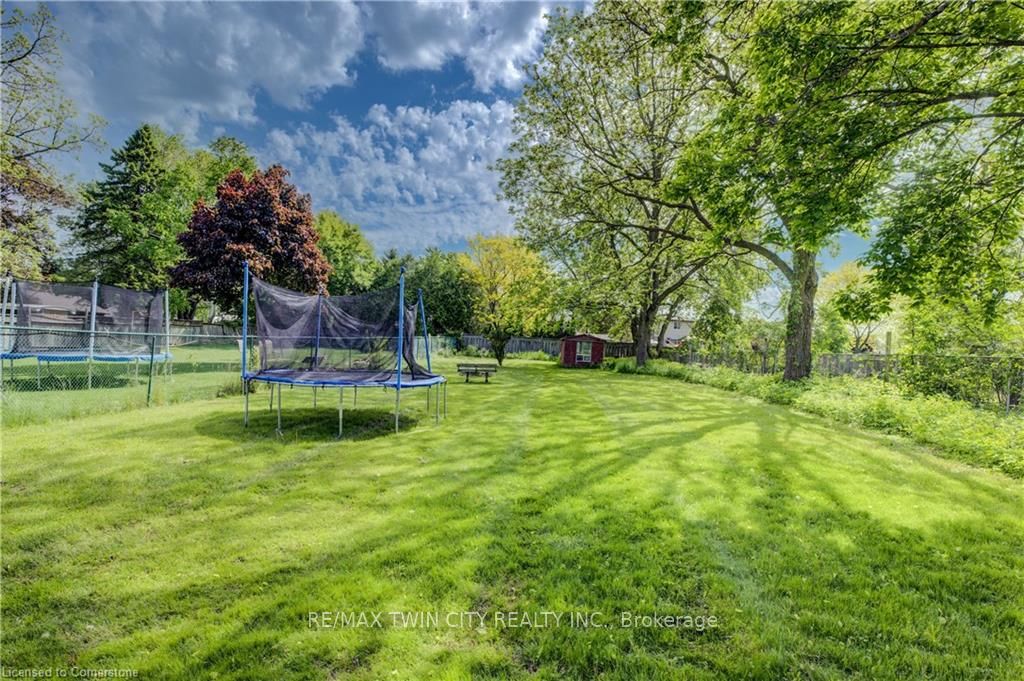6 Hanlon Place Property Photo 40