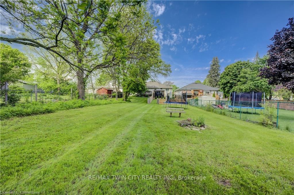 6 Hanlon Place Property Photo 41