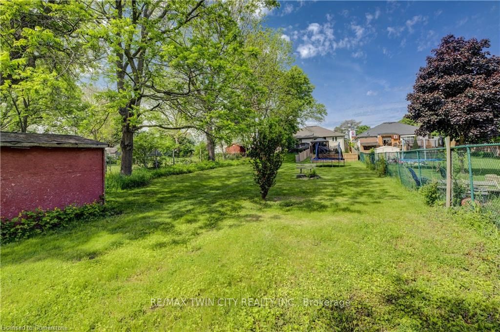6 Hanlon Place Property Photo 42