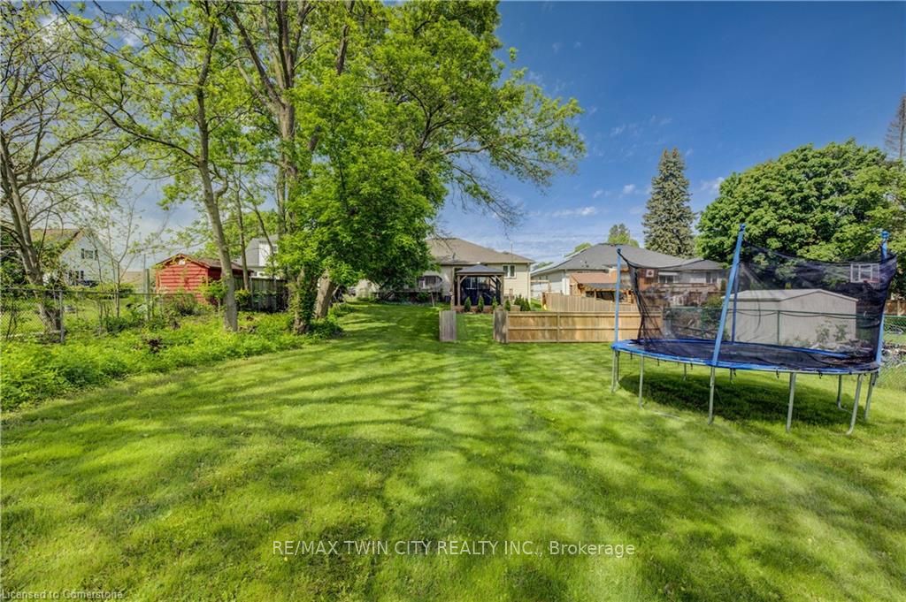 6 Hanlon Place Property Photo 43