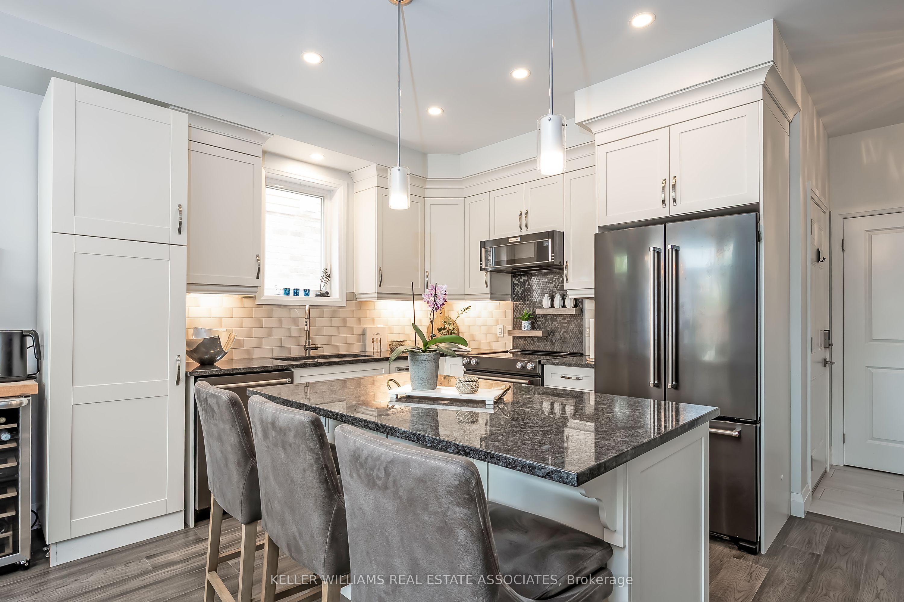 20 Menzie Avenue Property Photo 8