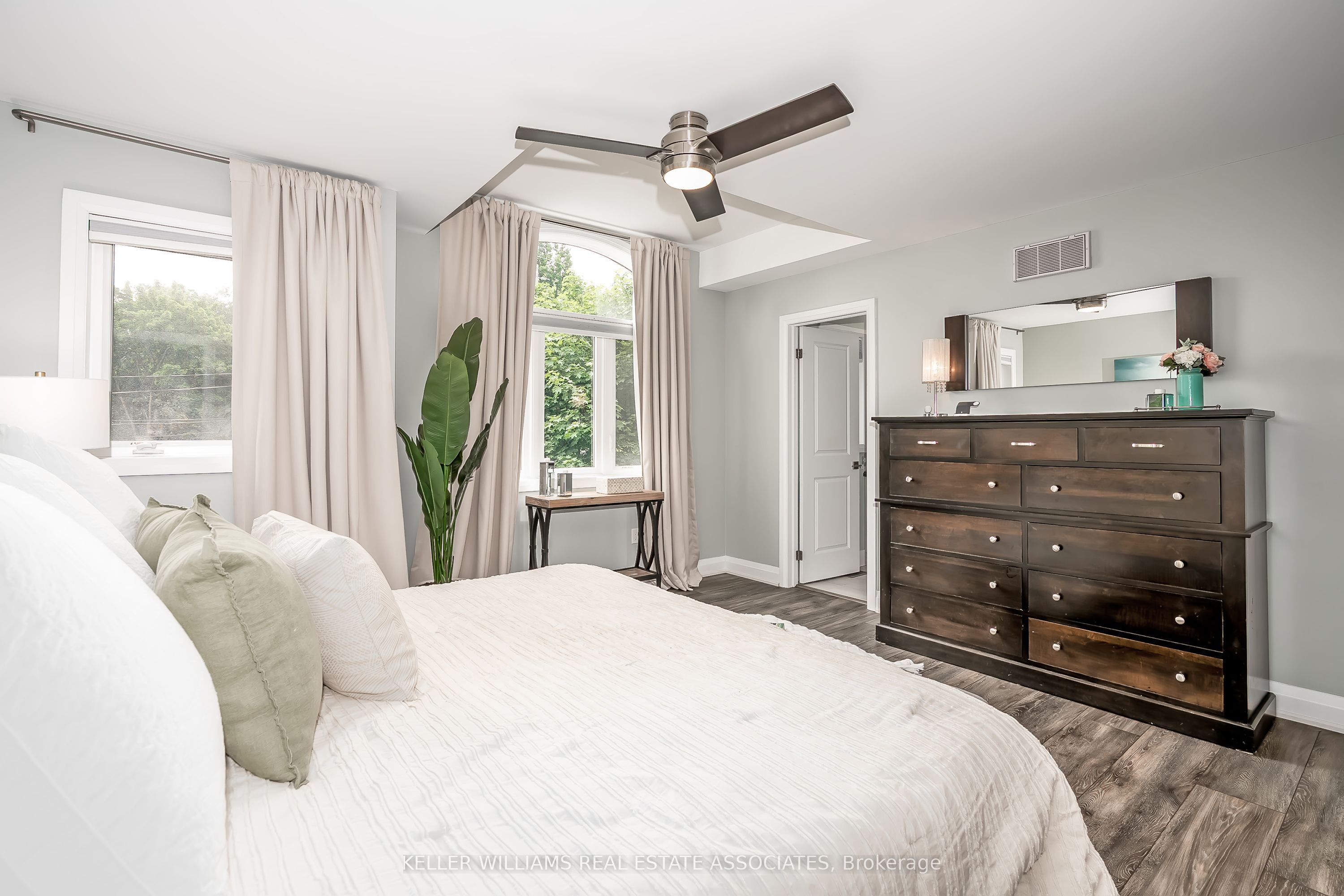 20 Menzie Avenue Property Photo 24