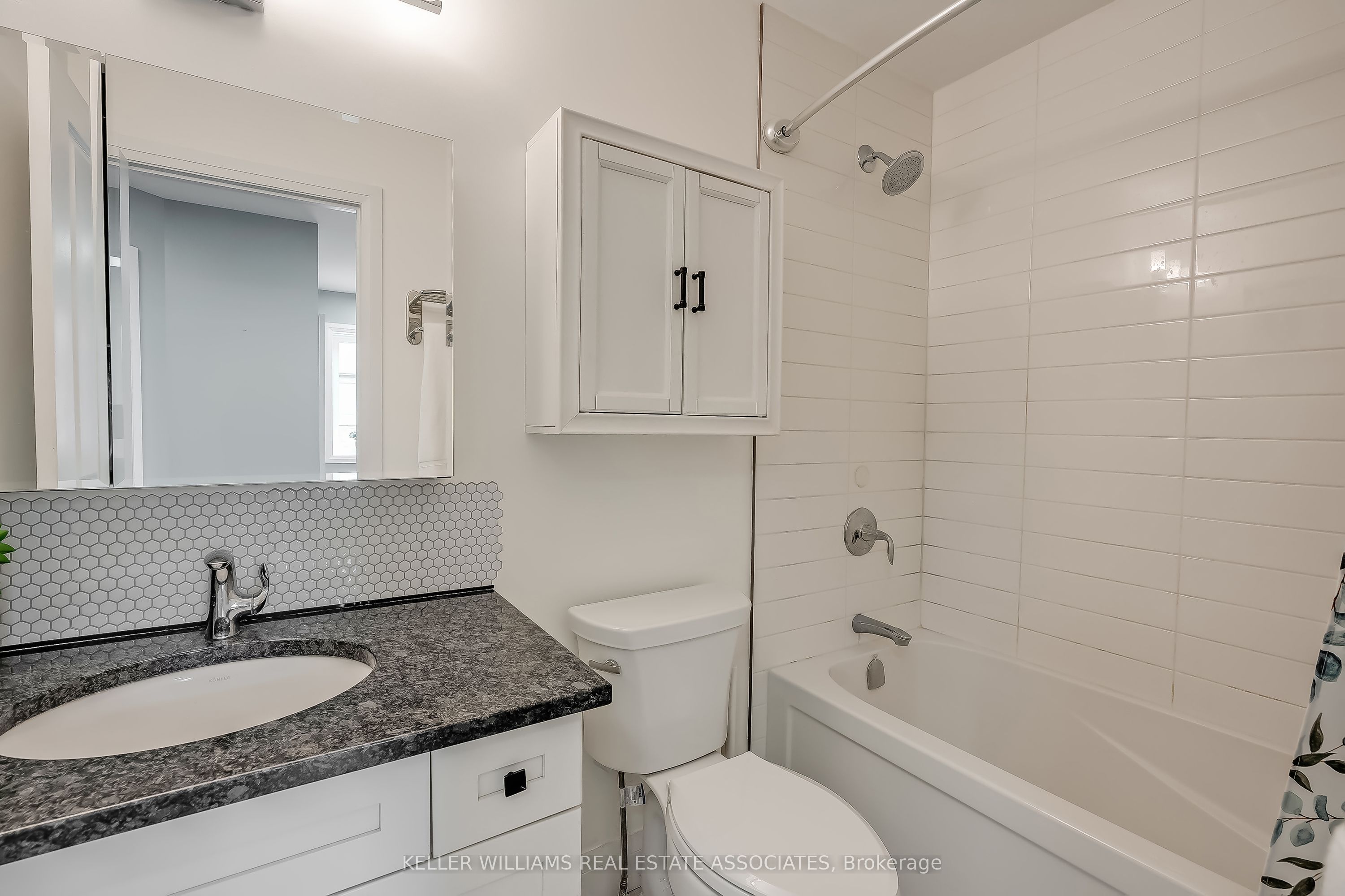 20 Menzie Avenue Property Photo 30