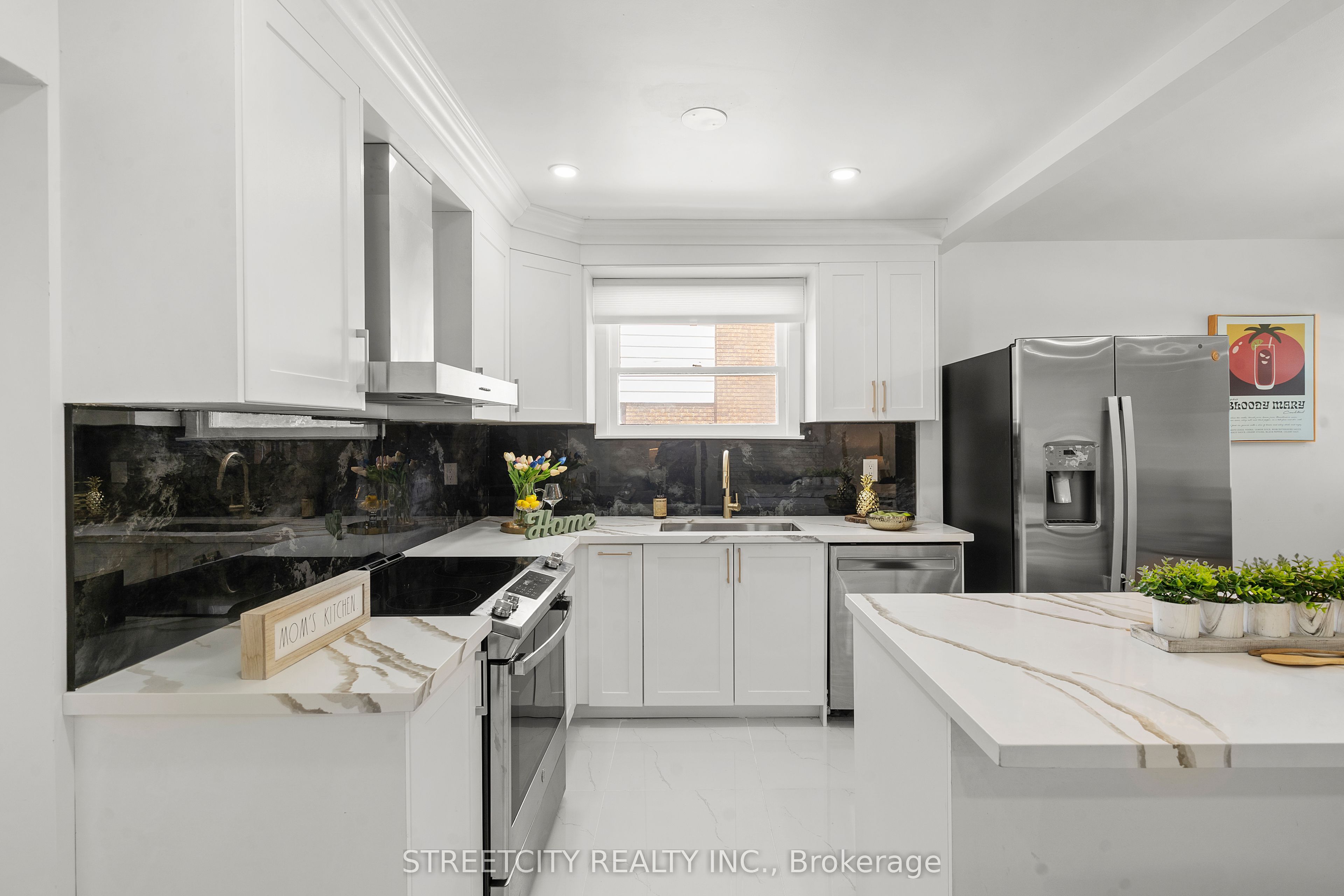 79 Glass Ave Property Photo 11