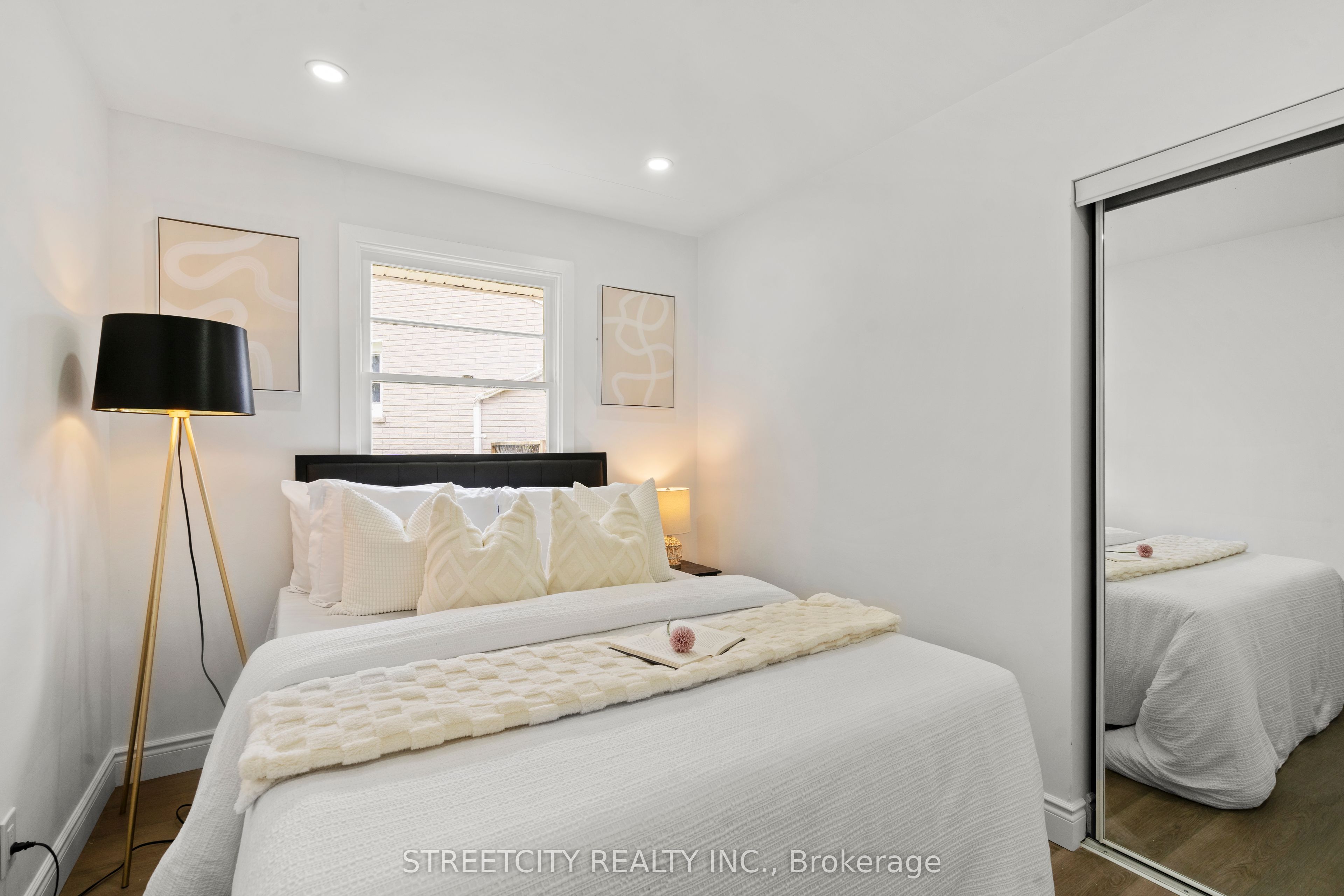 79 Glass Ave Property Photo 18