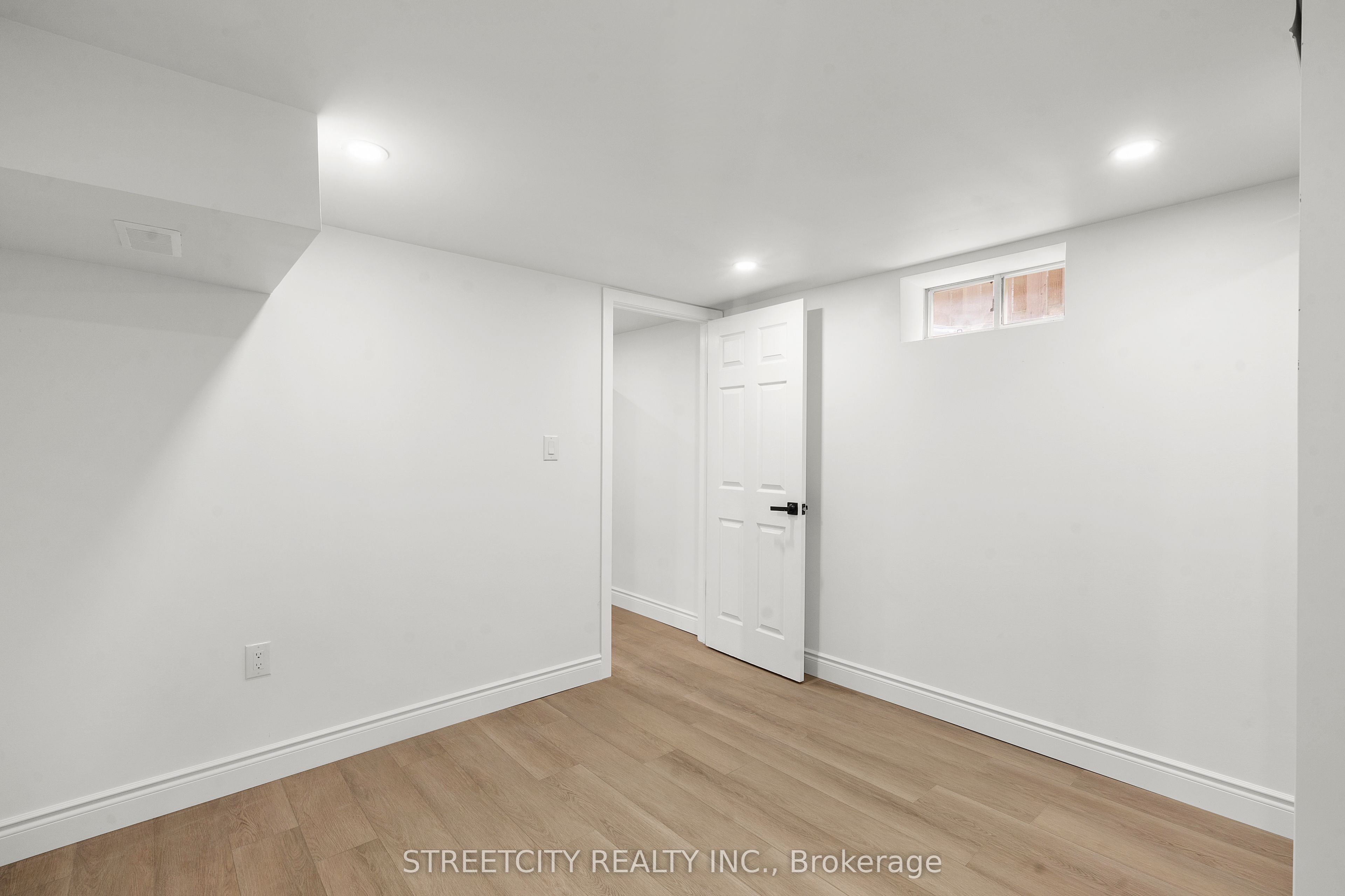 79 Glass Ave Property Photo 30