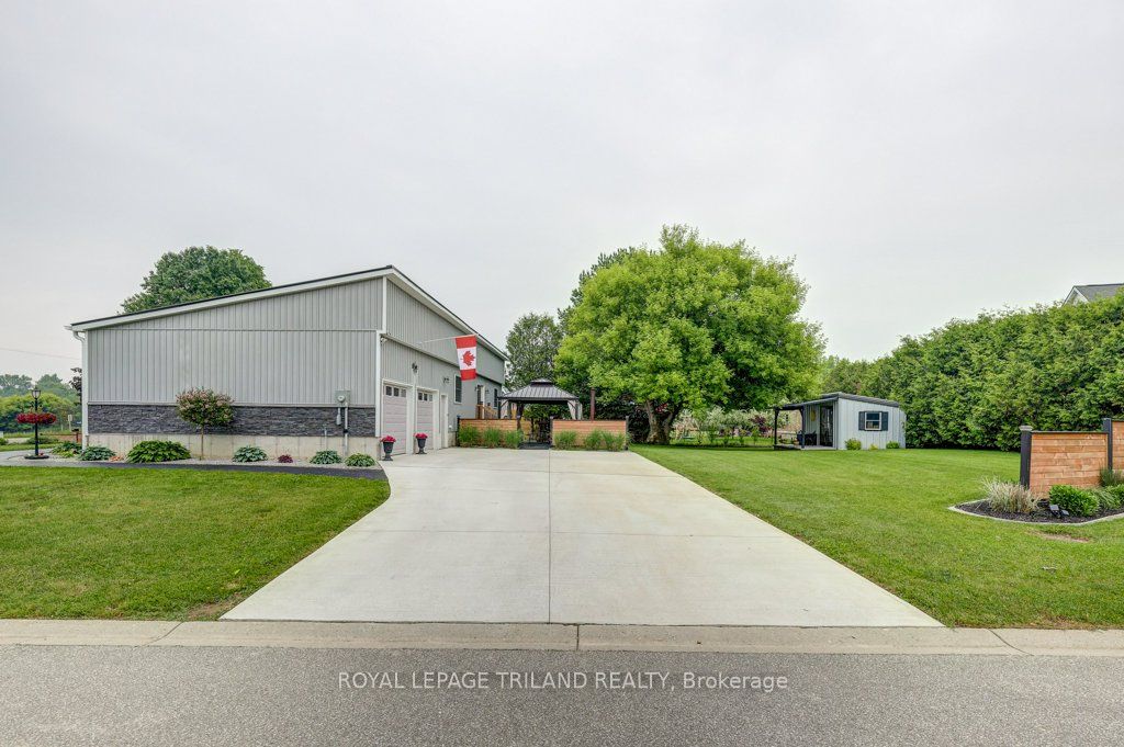 44155 Elm Line Property Photo 4