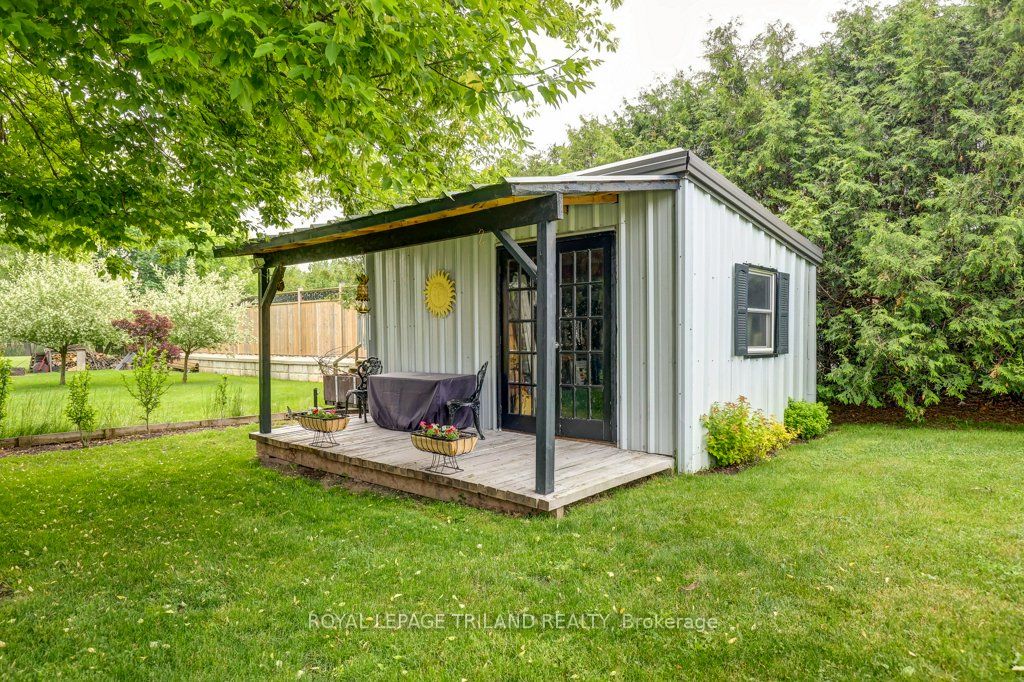 44155 Elm Line Property Photo 9