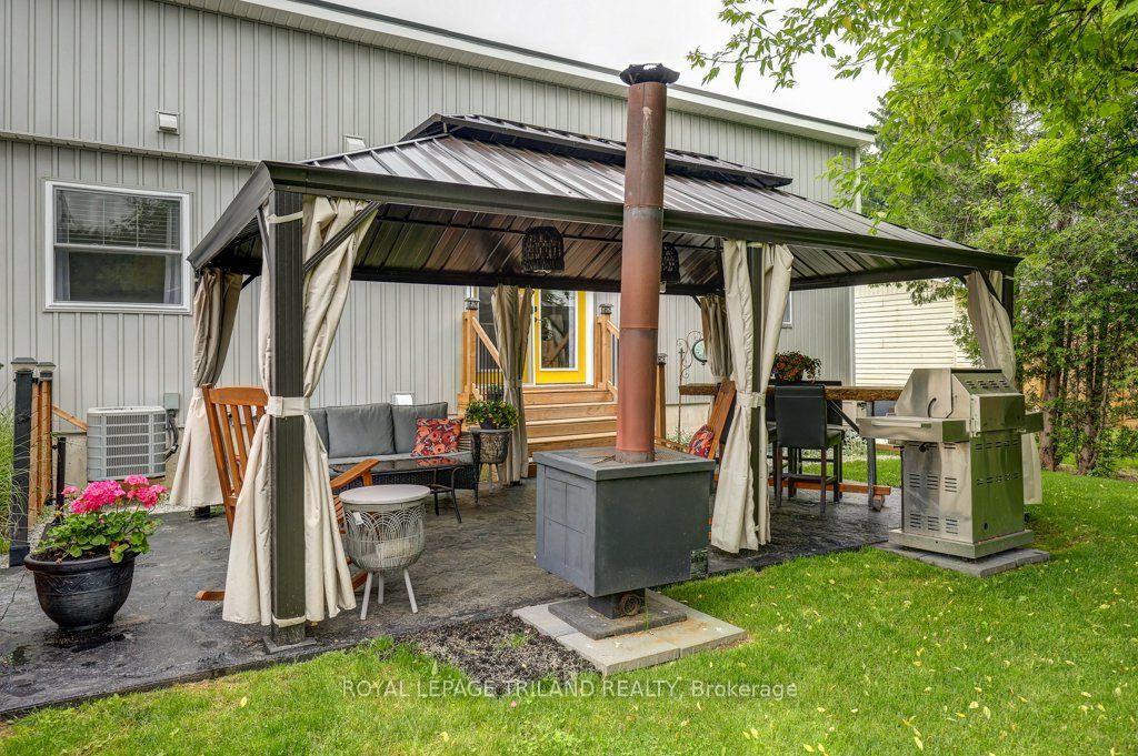 44155 Elm Line Property Photo 10