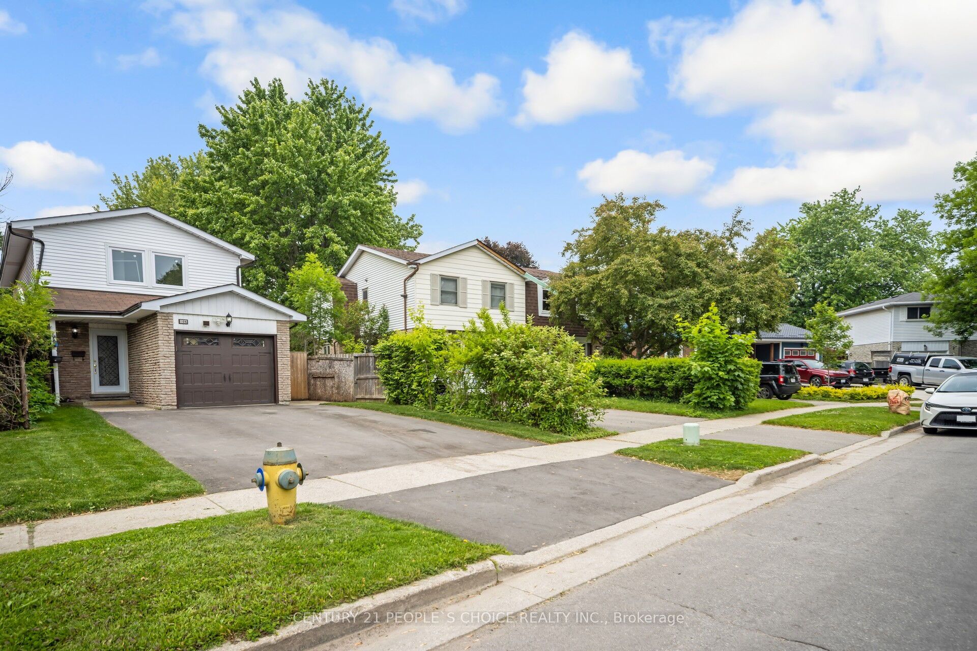 106 Queensdale Crescent Property Photo 7
