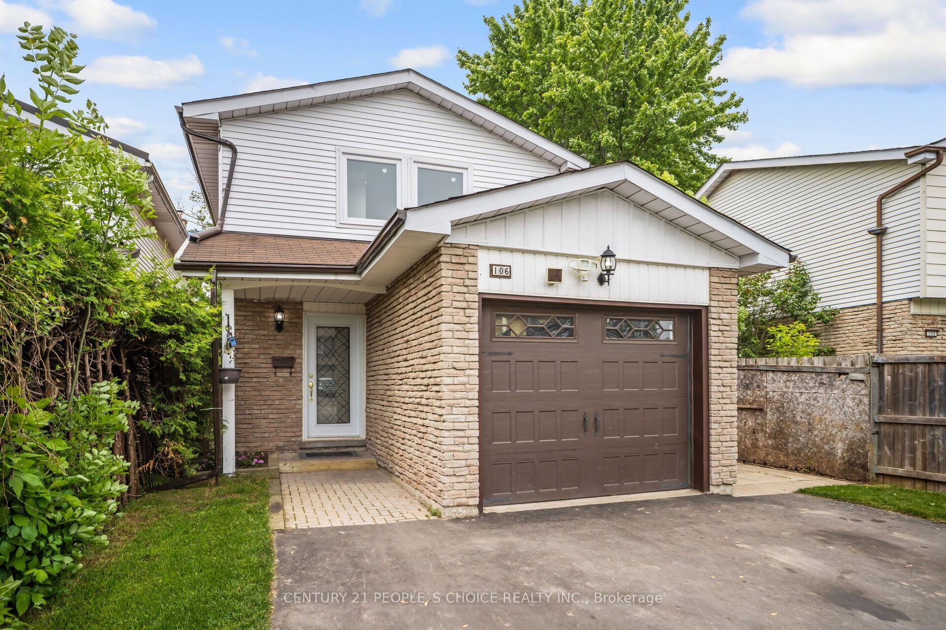 106 Queensdale Crescent Property Photo 8