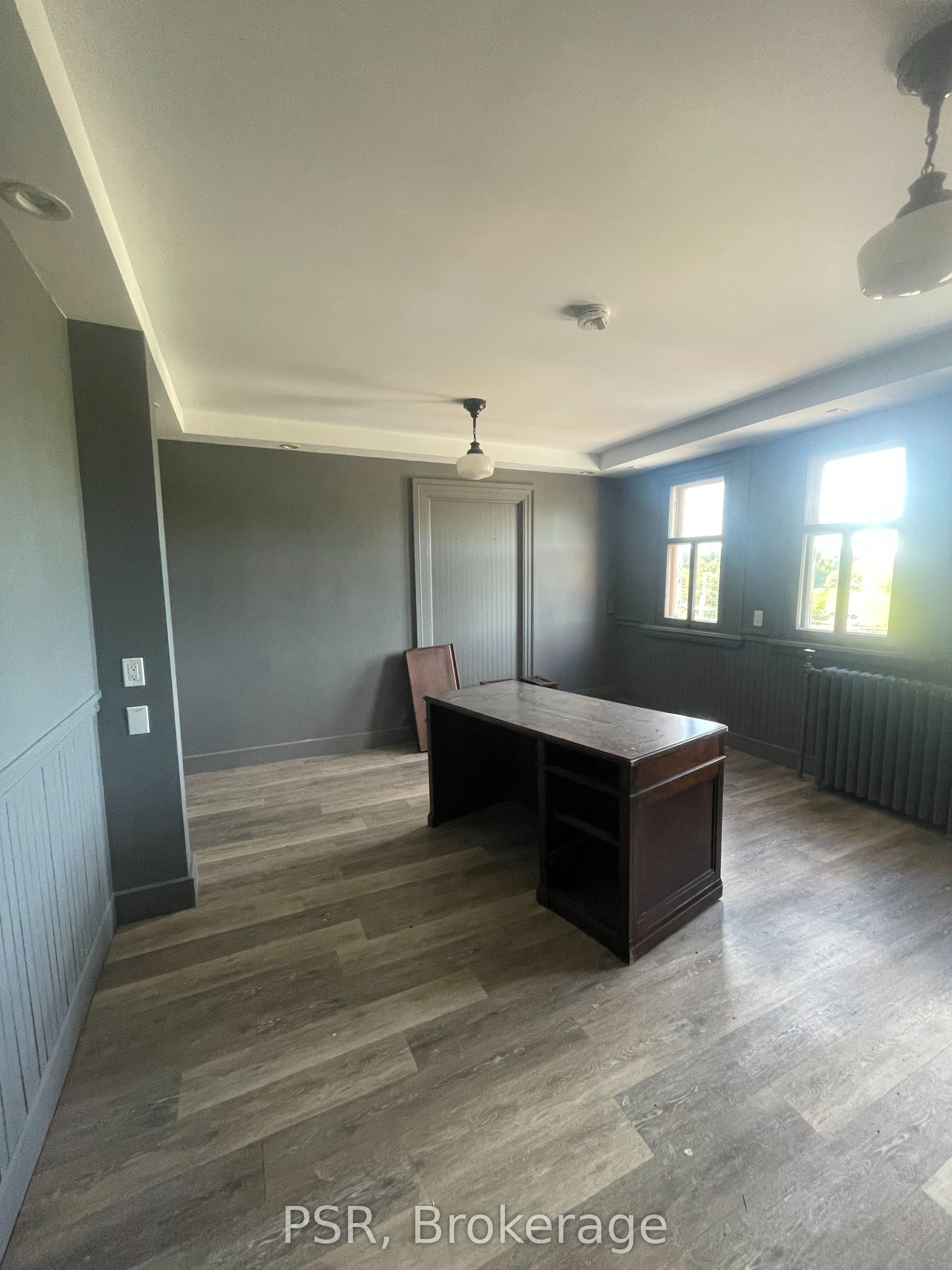 49 Manitoba Street 302 Property Photo 6