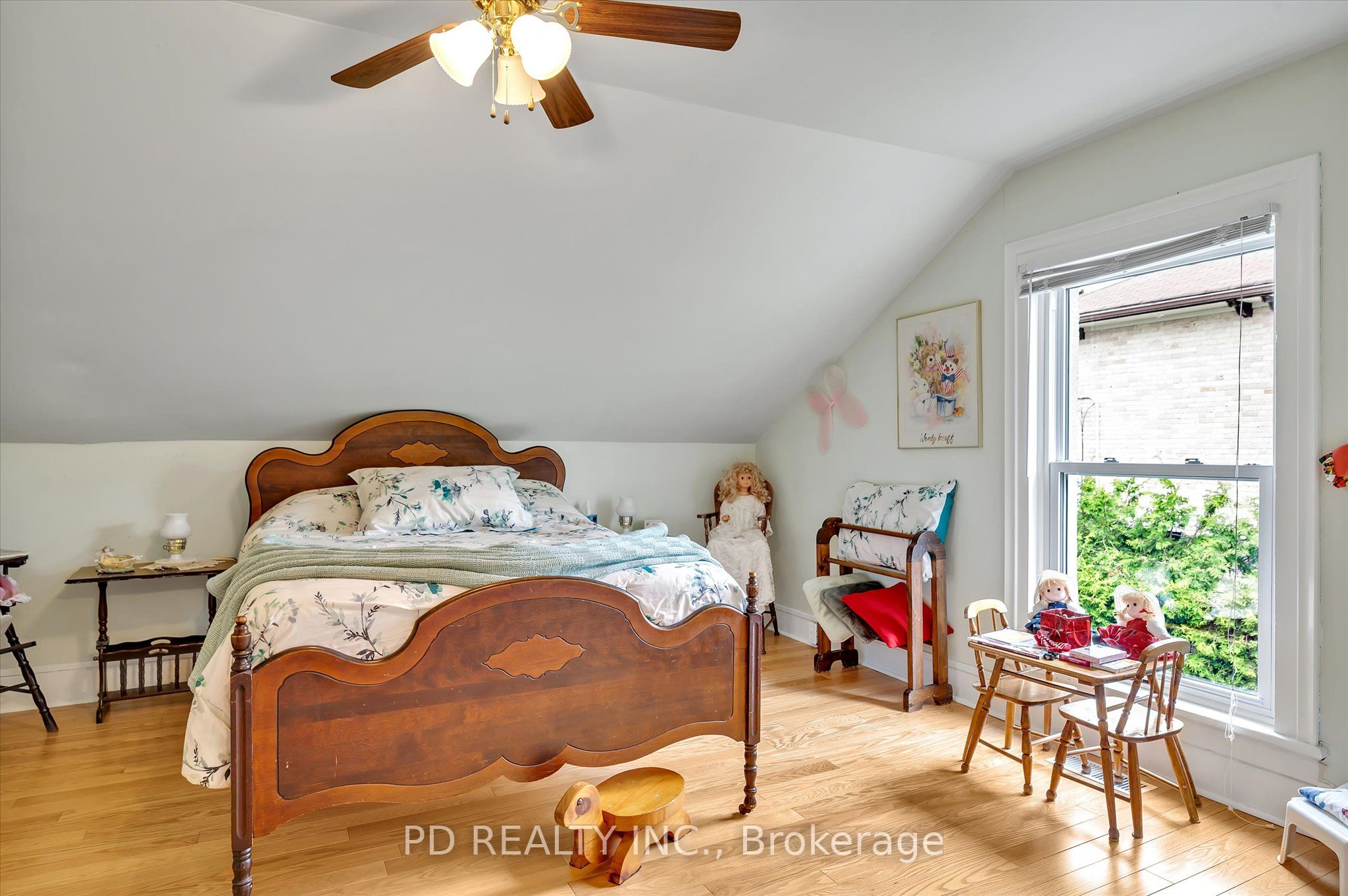 8 Regent Street Property Photo 27