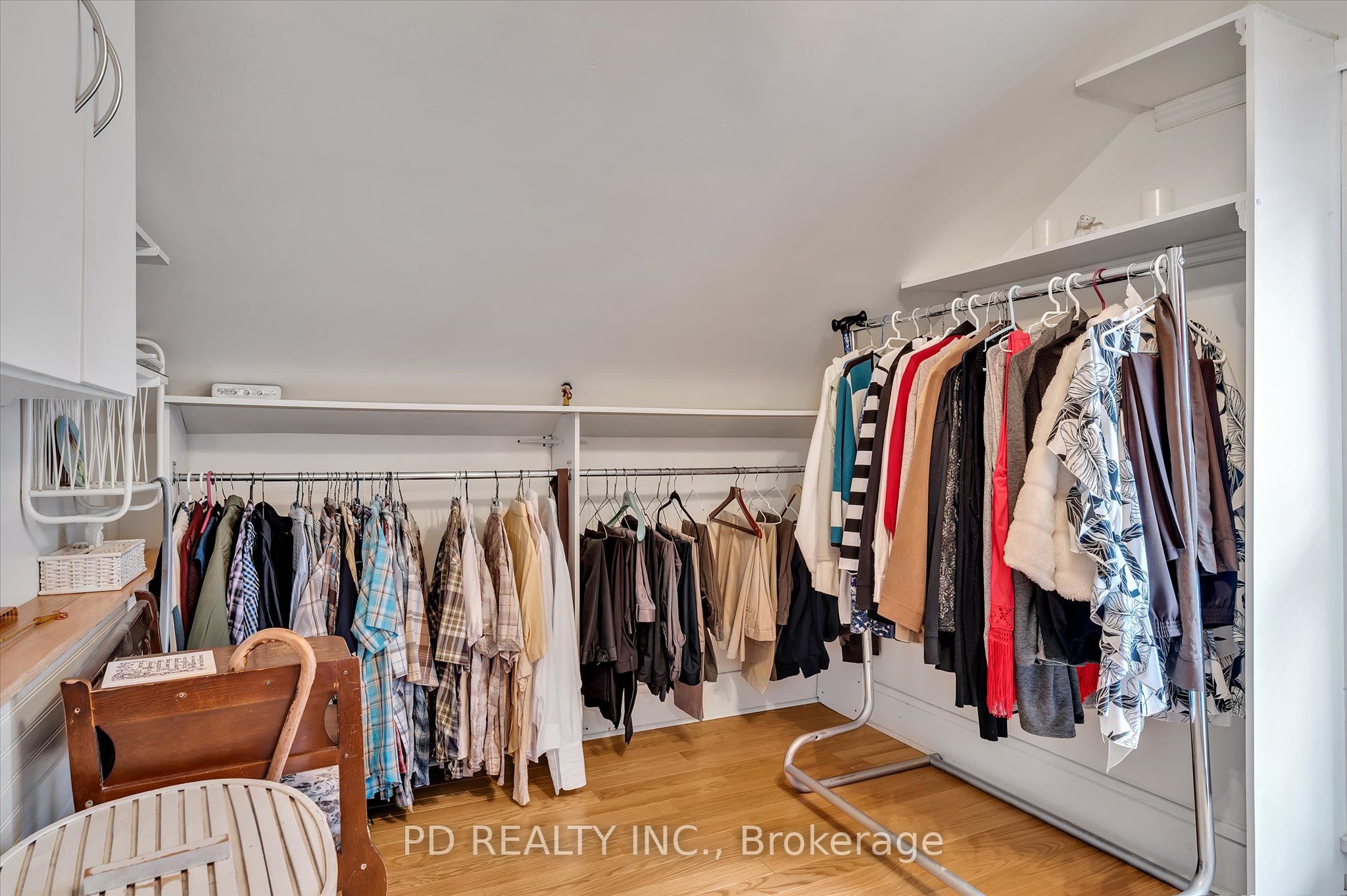 8 Regent Street Property Photo 33
