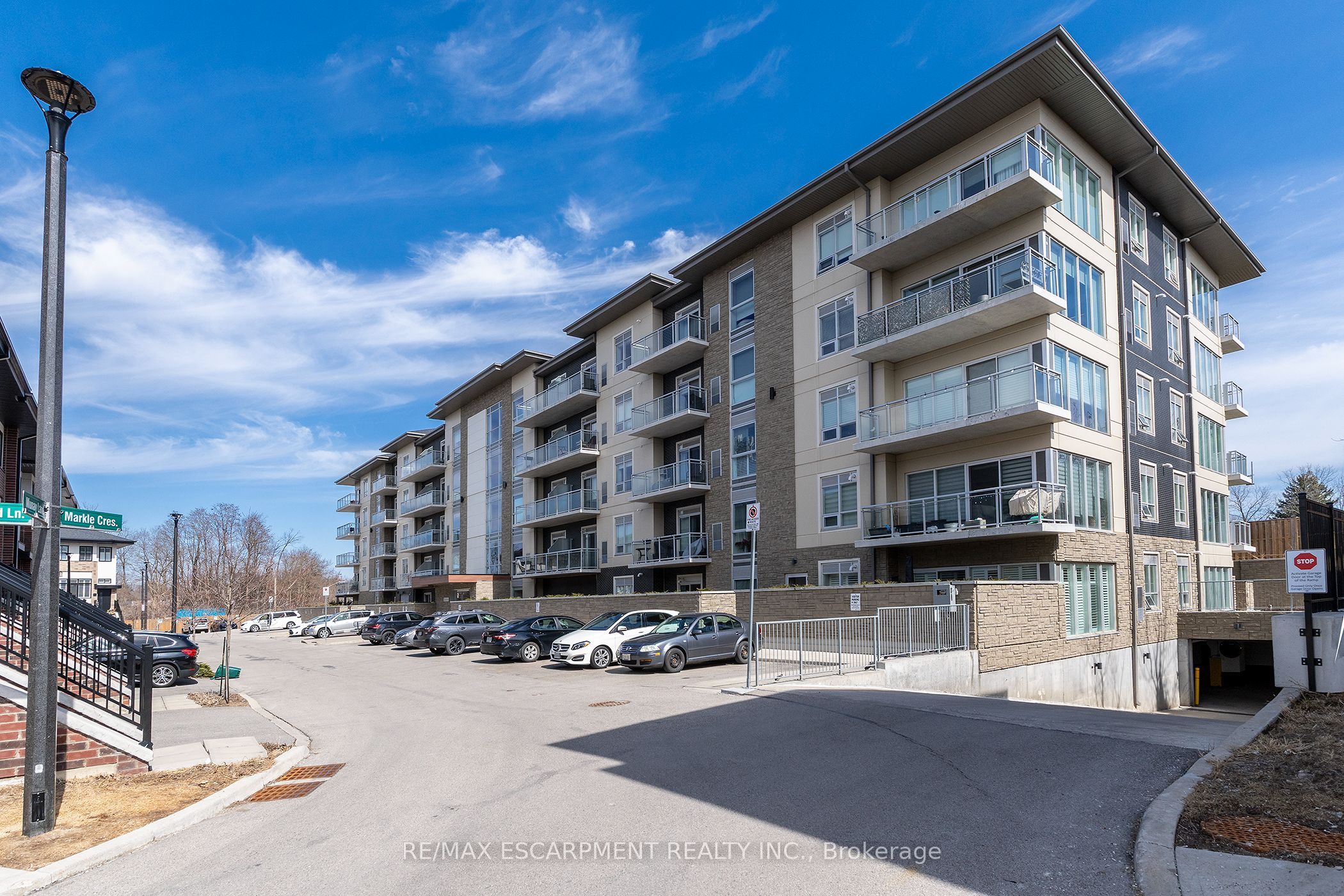 #211 - 16 Markle Crescent Property Photo 1