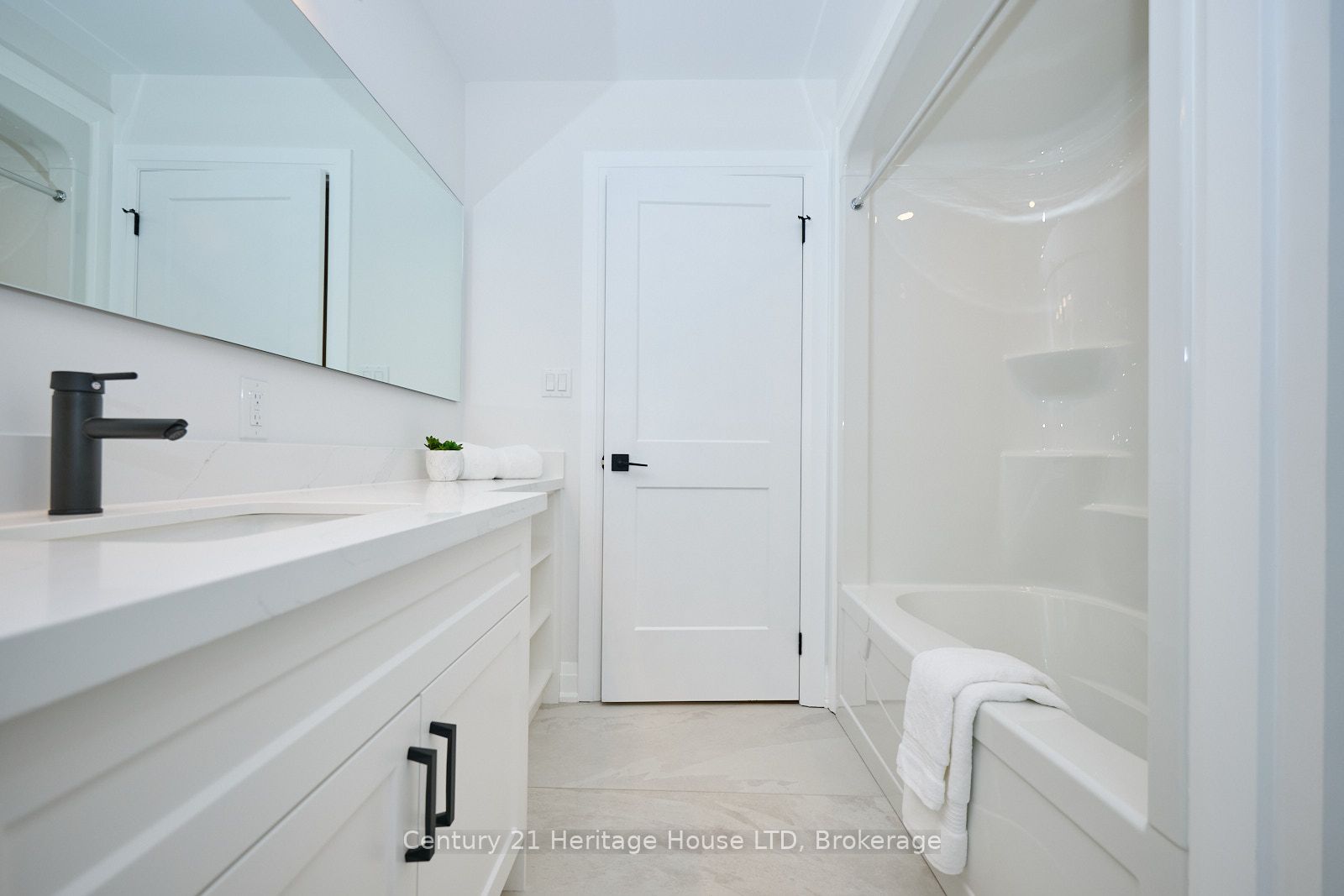 61.5b Jarrow Road Property Photo 31