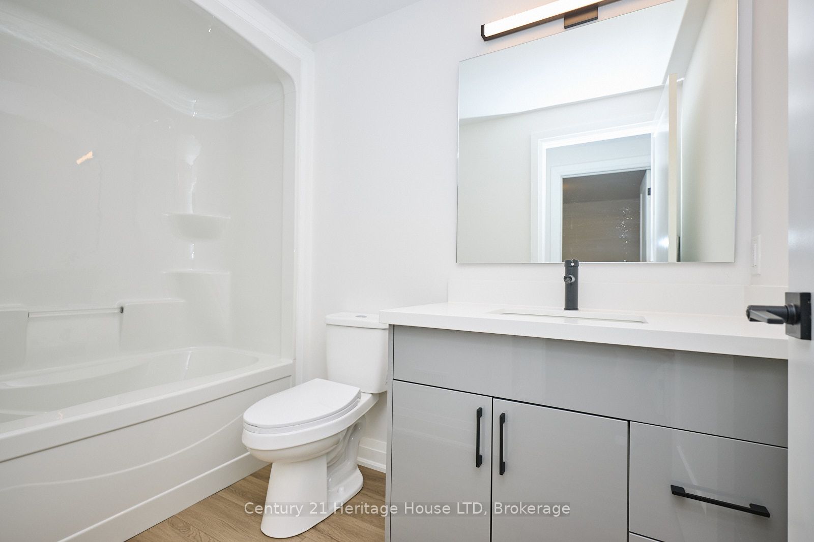 61.5b Jarrow Road Property Photo 35