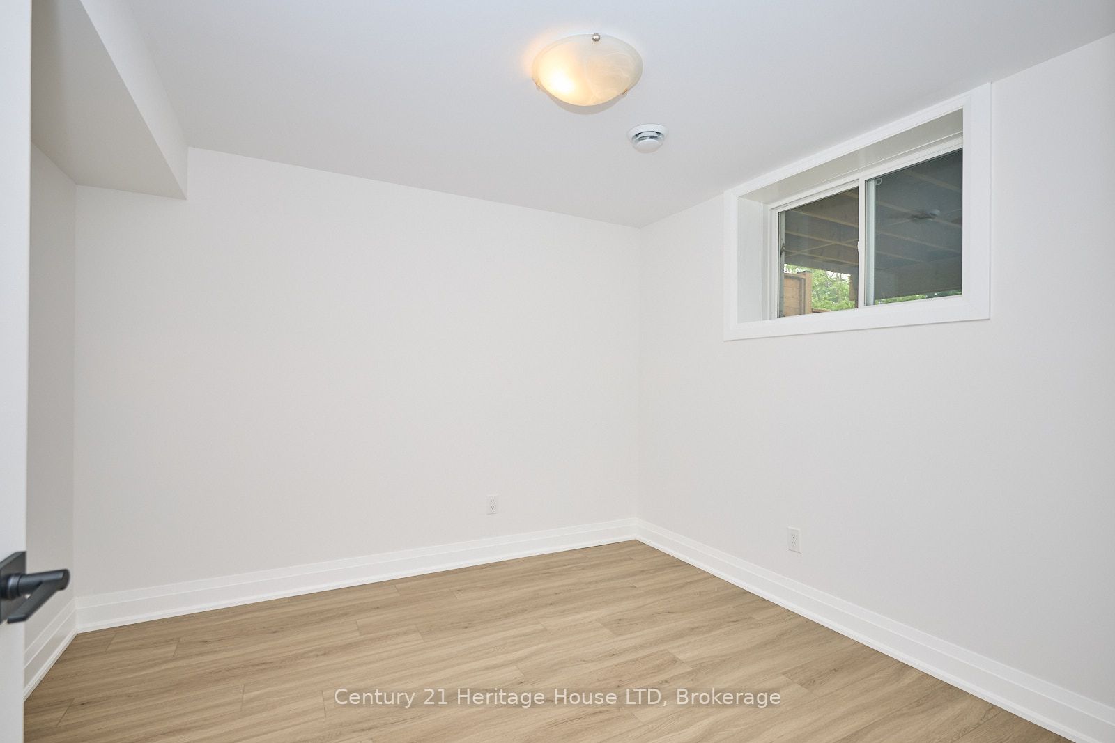 61.5b Jarrow Road Property Photo 37