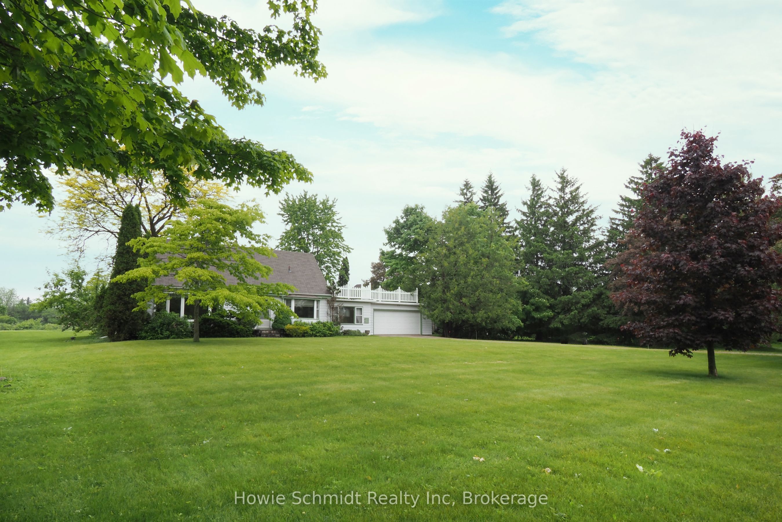 2341 Snyders Rd E Property Photo 6