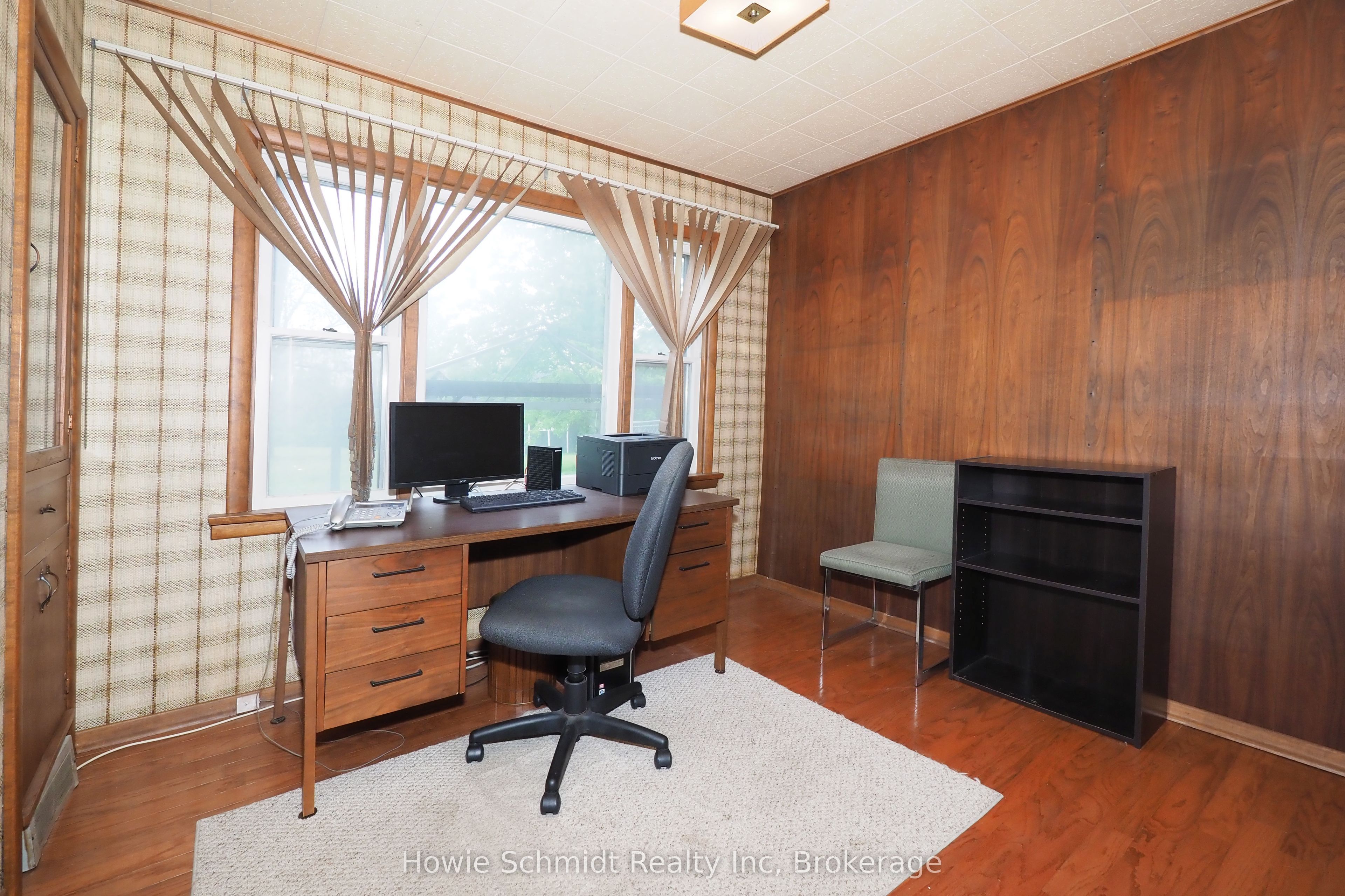 2341 Snyders Rd E Property Photo 20