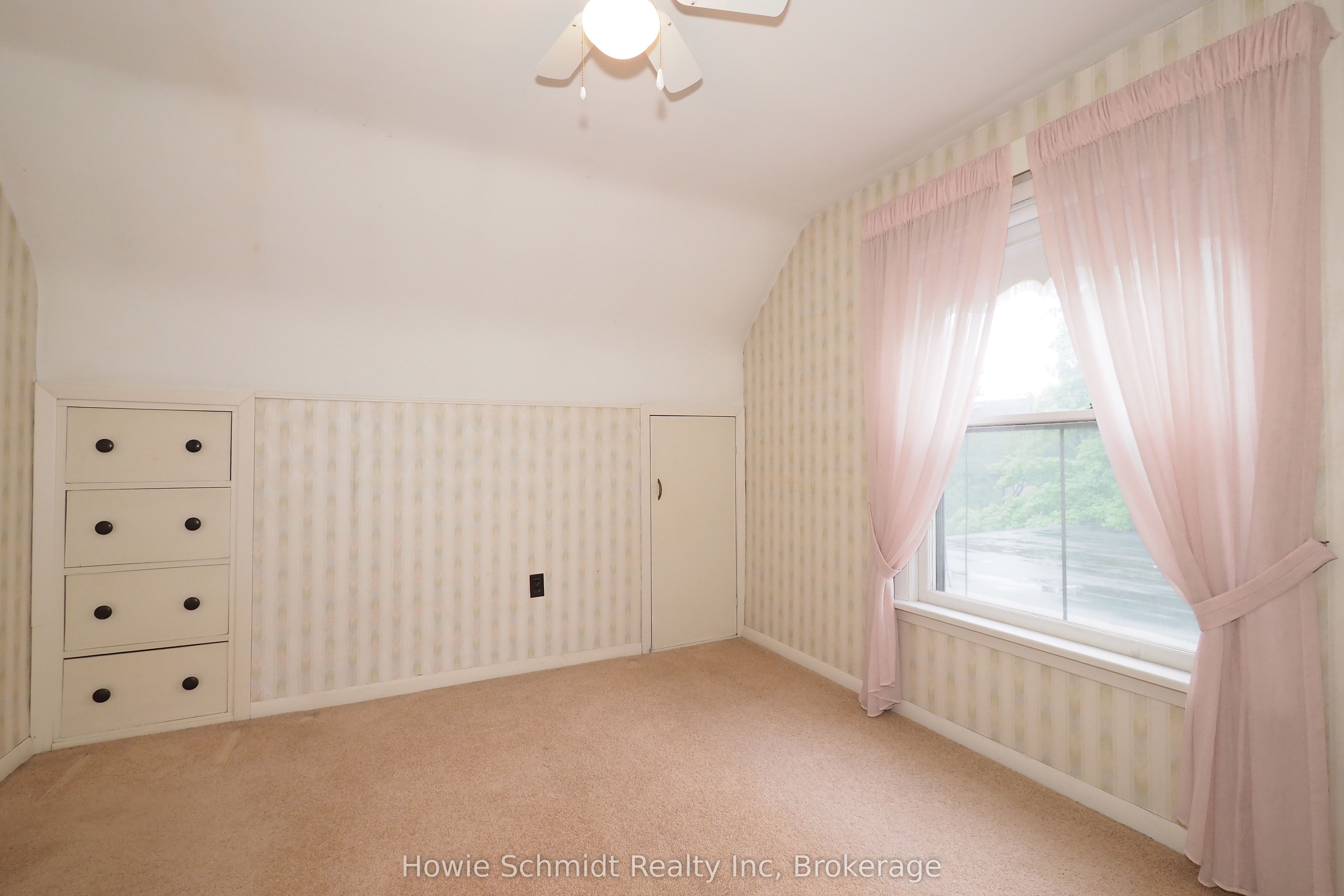 2341 Snyders Rd E Property Photo 25