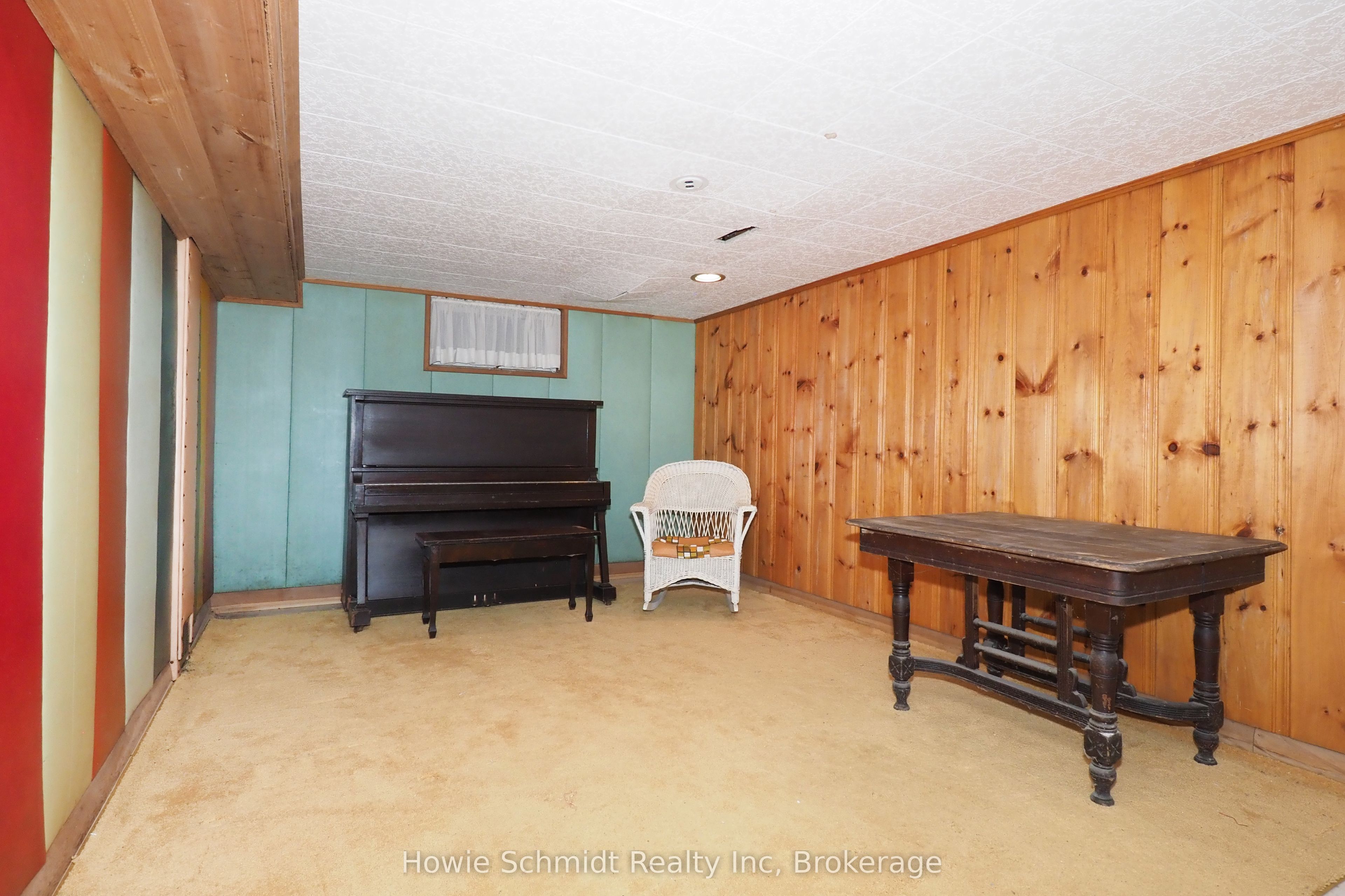 2341 Snyders Rd E Property Photo 33