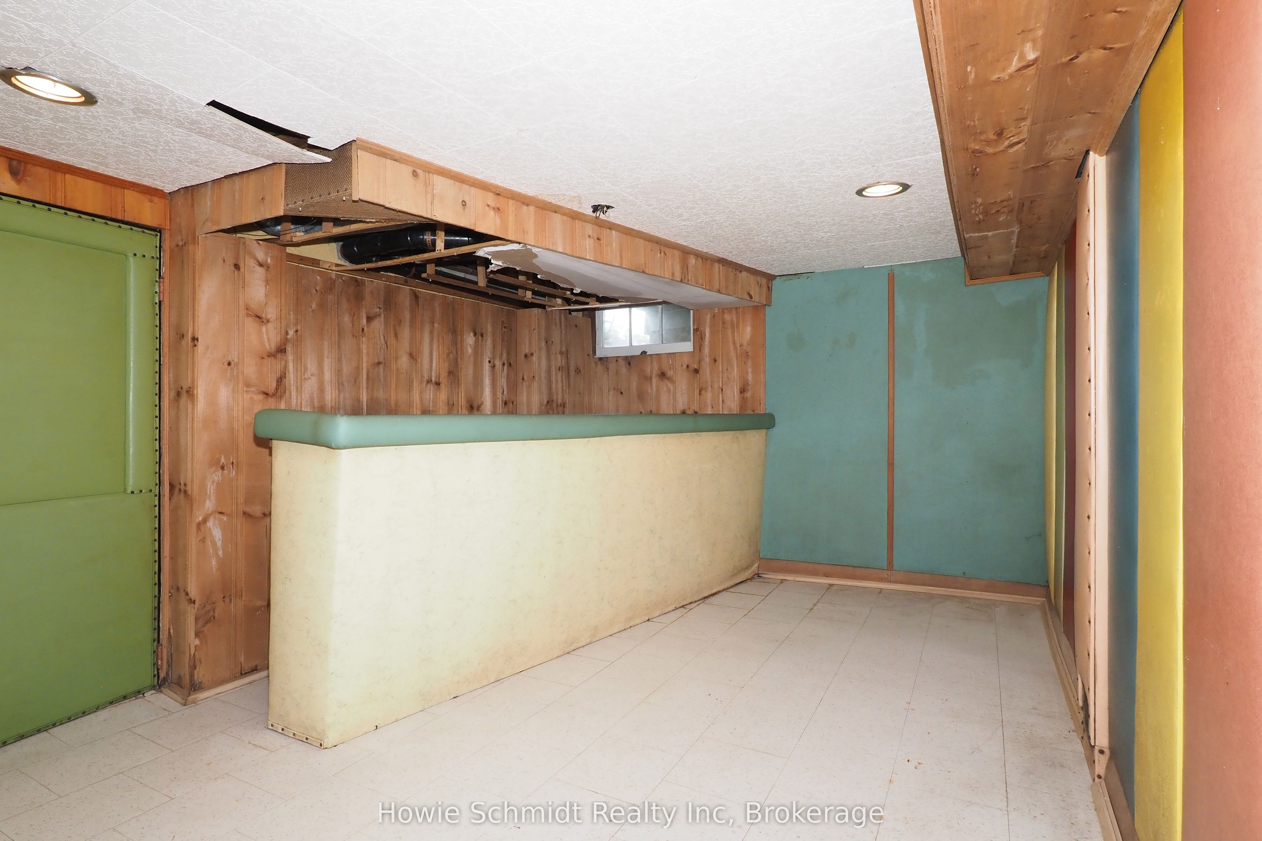 2341 Snyders Rd E Property Photo 34