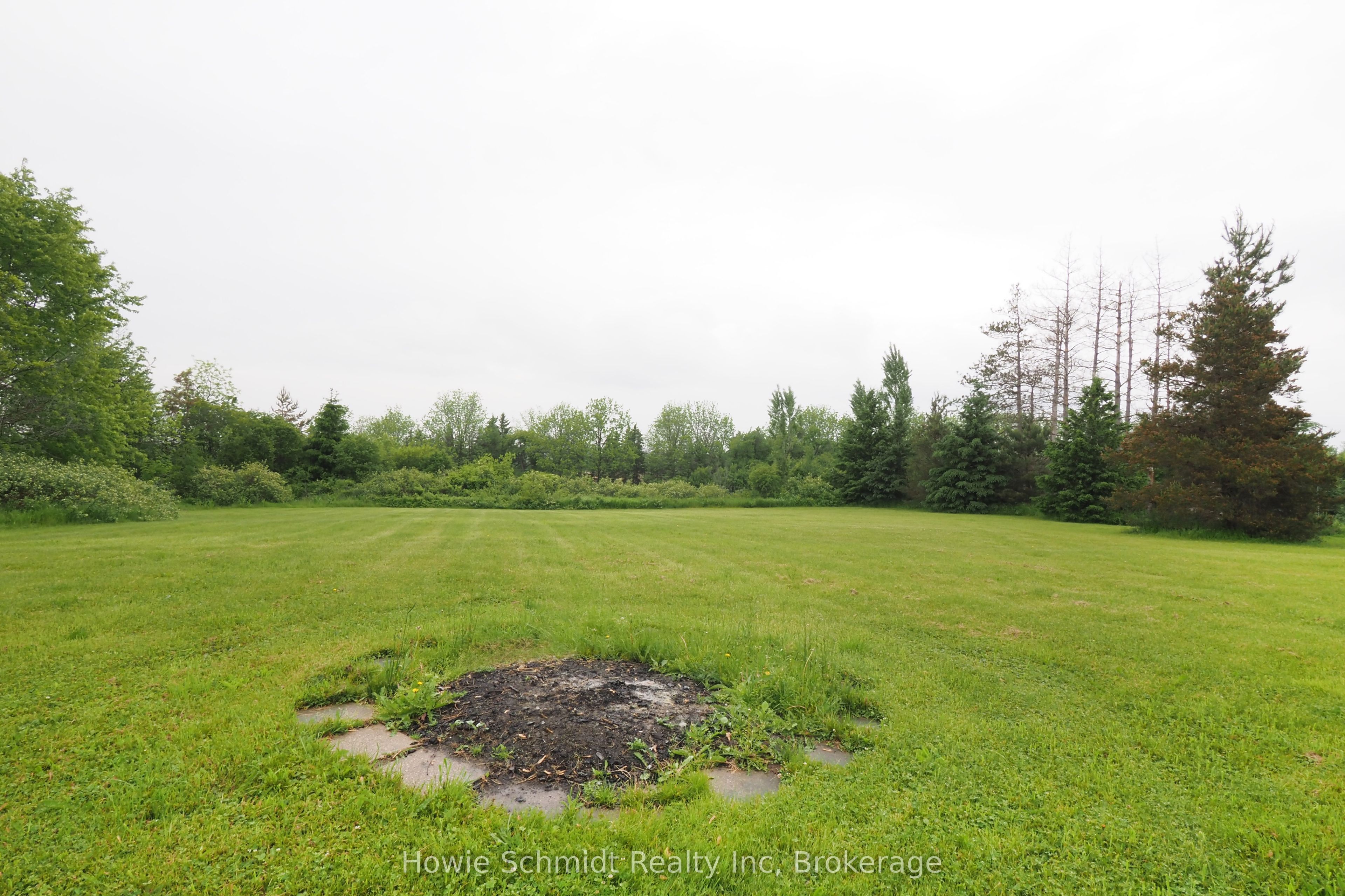 2341 Snyders Rd E Property Photo 39