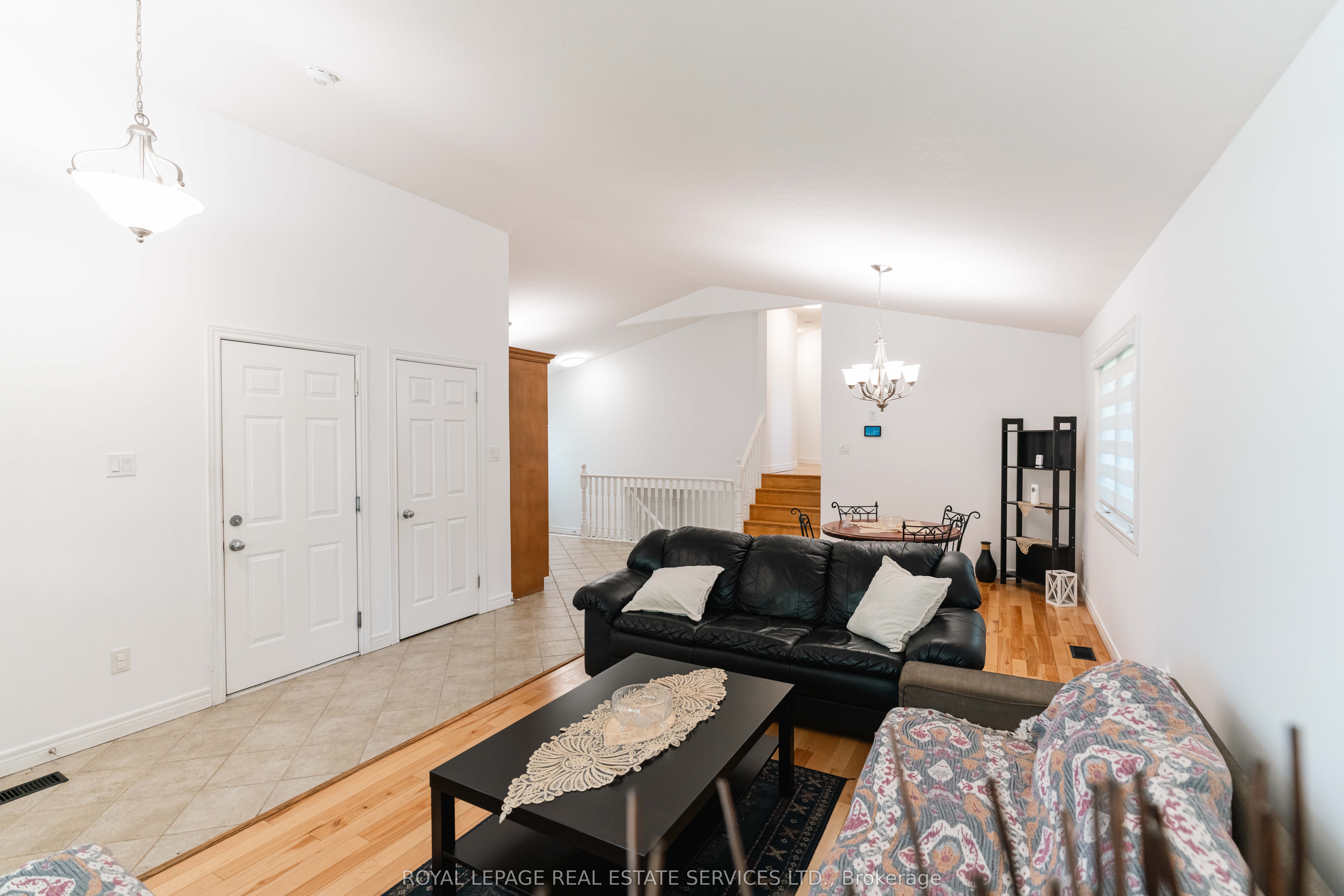 837 Upper Ottawa Street Property Photo 21
