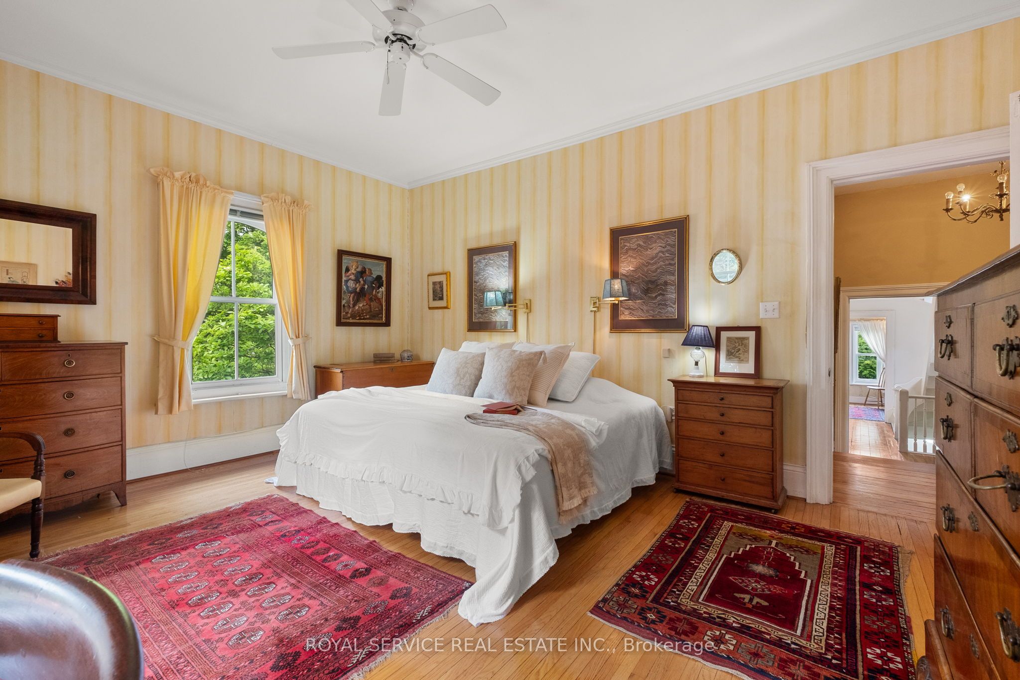 303 Henry St Property Photo 12