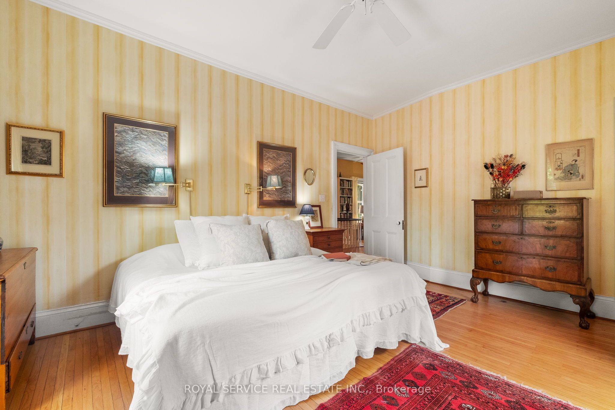 303 Henry St Property Photo 13