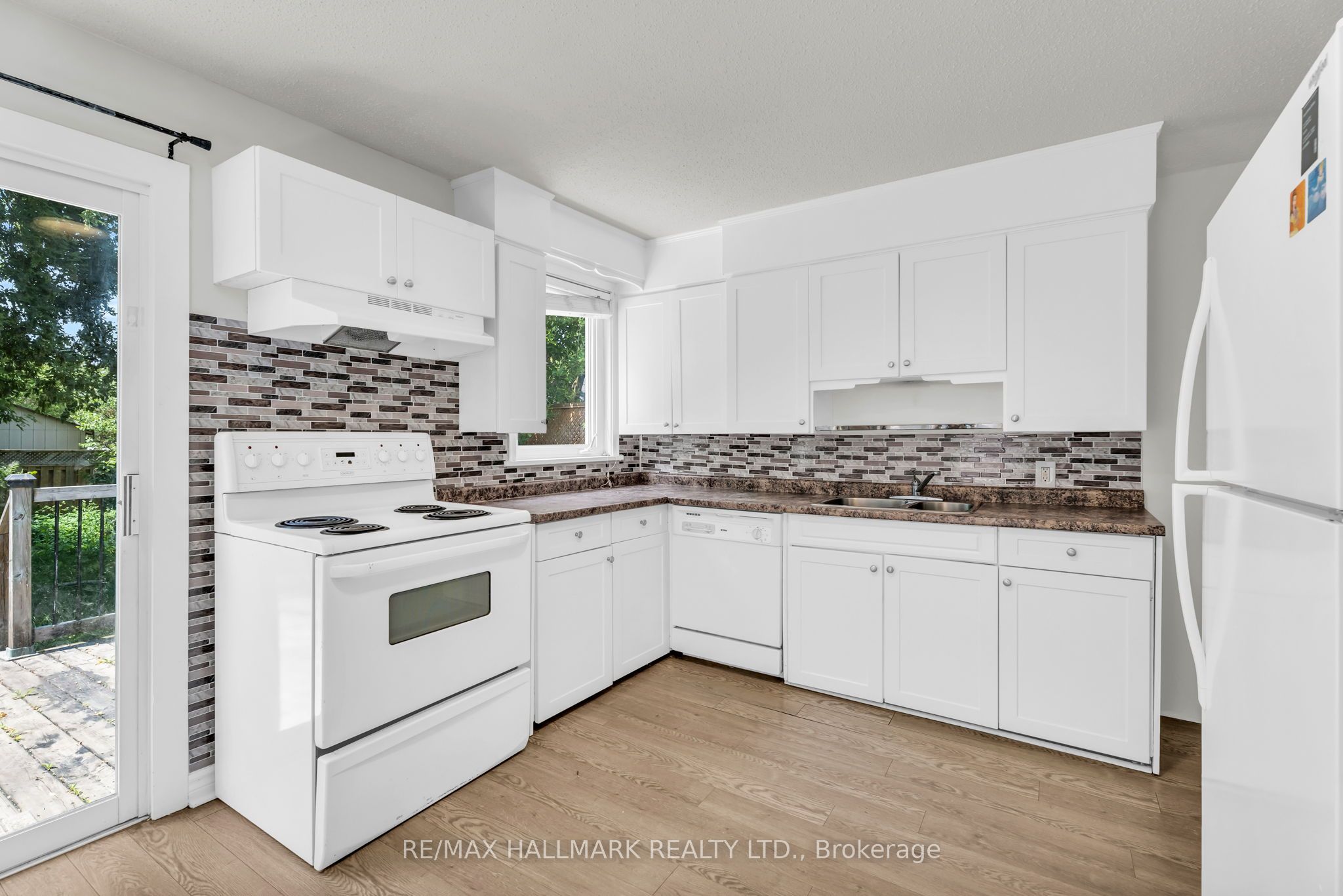 57 Henry Street Property Photo 19